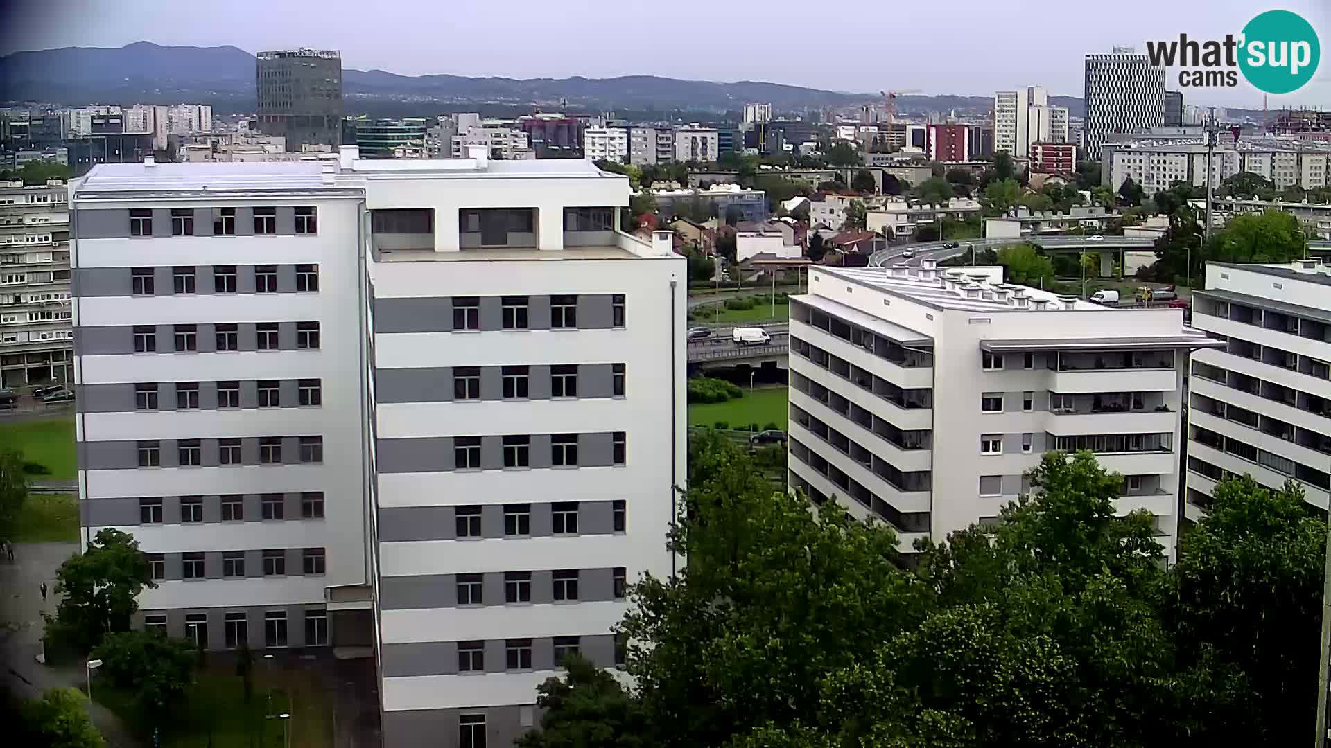 Rotatoria e incrocio viale Slavonska e Marin Držić  – webcam di Zagabria