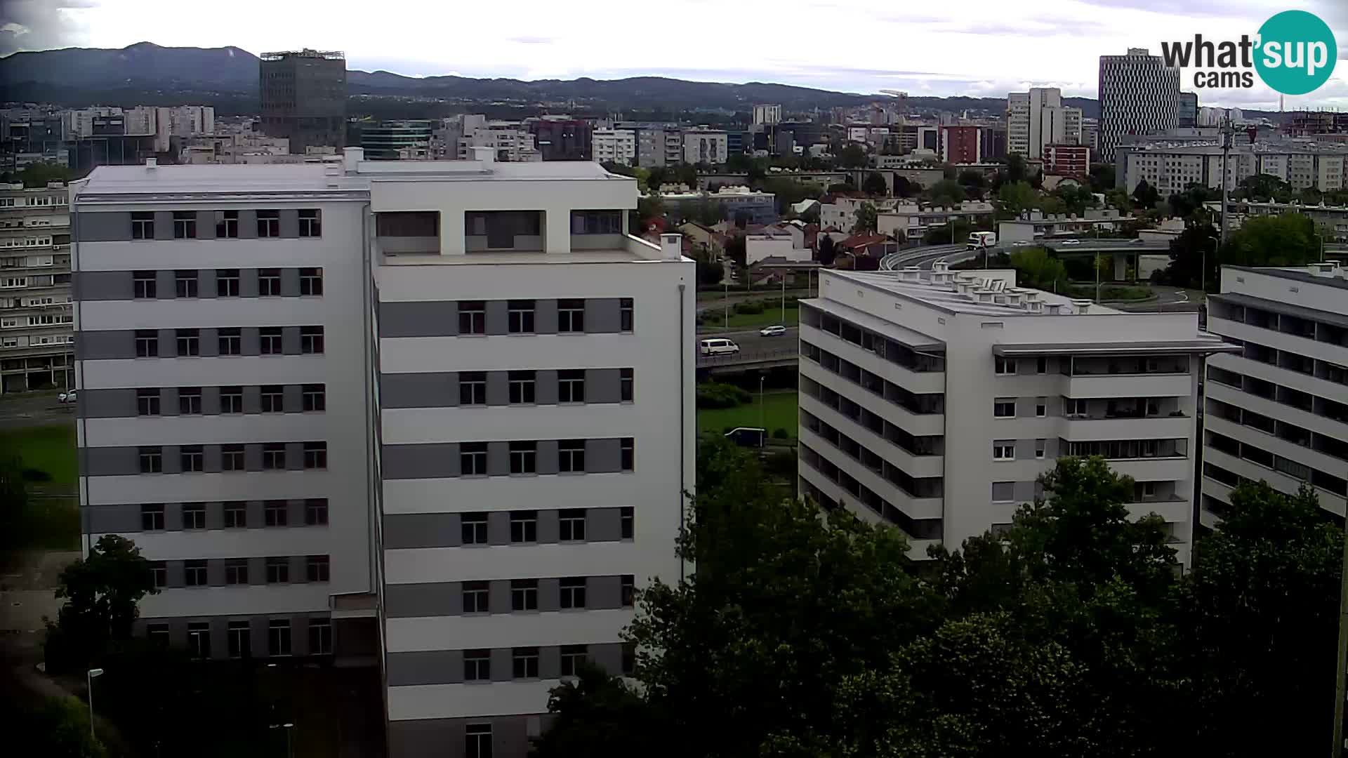 Live Interchange of Slavonska Avenue and Marin Držić Avenue in Zagreb webcam