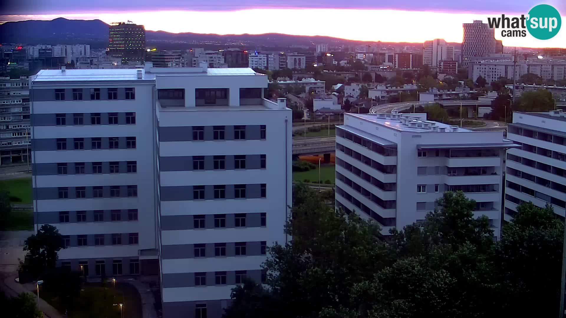 Live Interchange of Slavonska Avenue and Marin Držić Avenue in Zagreb webcam