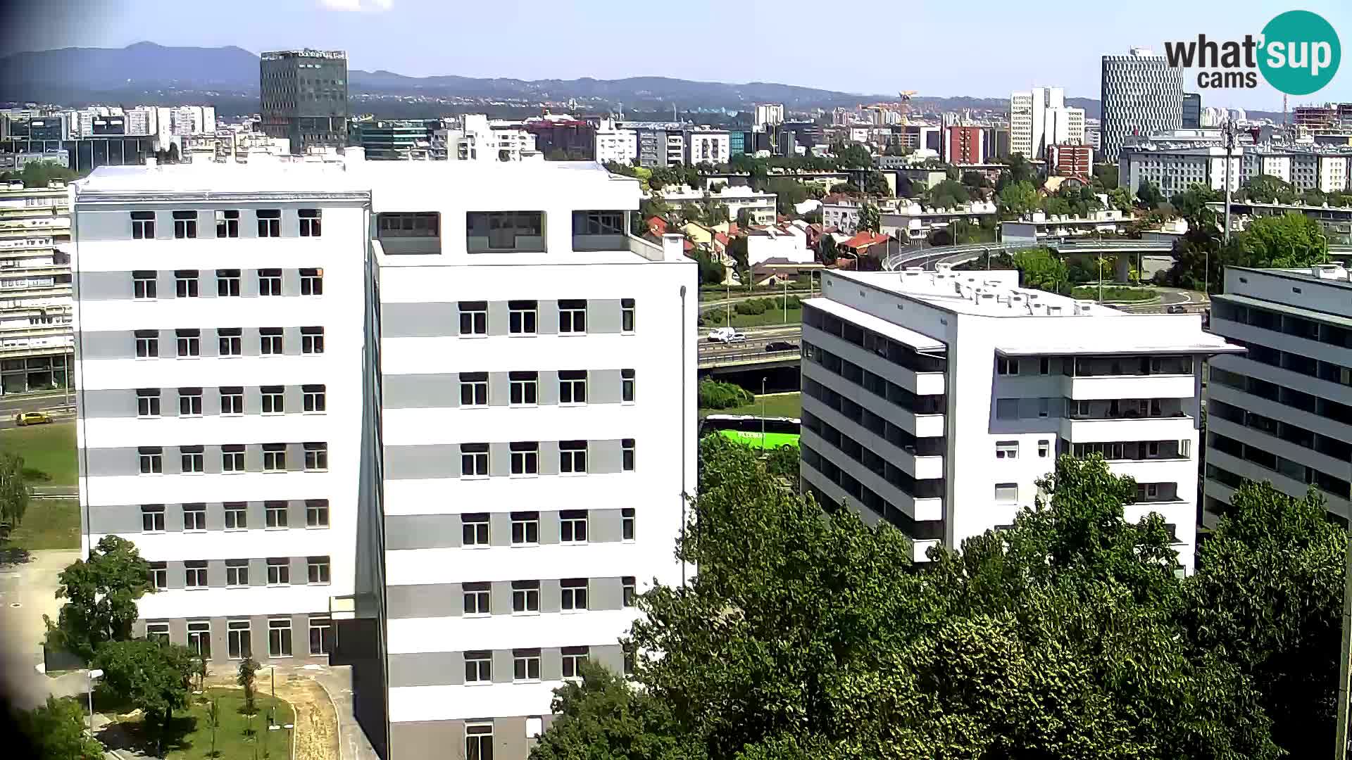 Live Interchange of Slavonska Avenue and Marin Držić Avenue in Zagreb webcam
