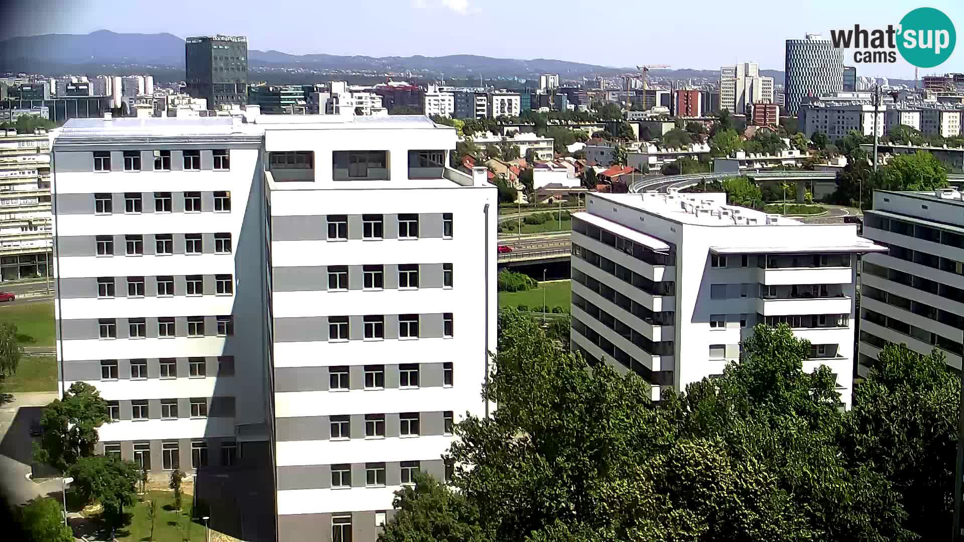 Krožišče Slavonske in Marin Držićeve ulice v Zagrebu v živo
