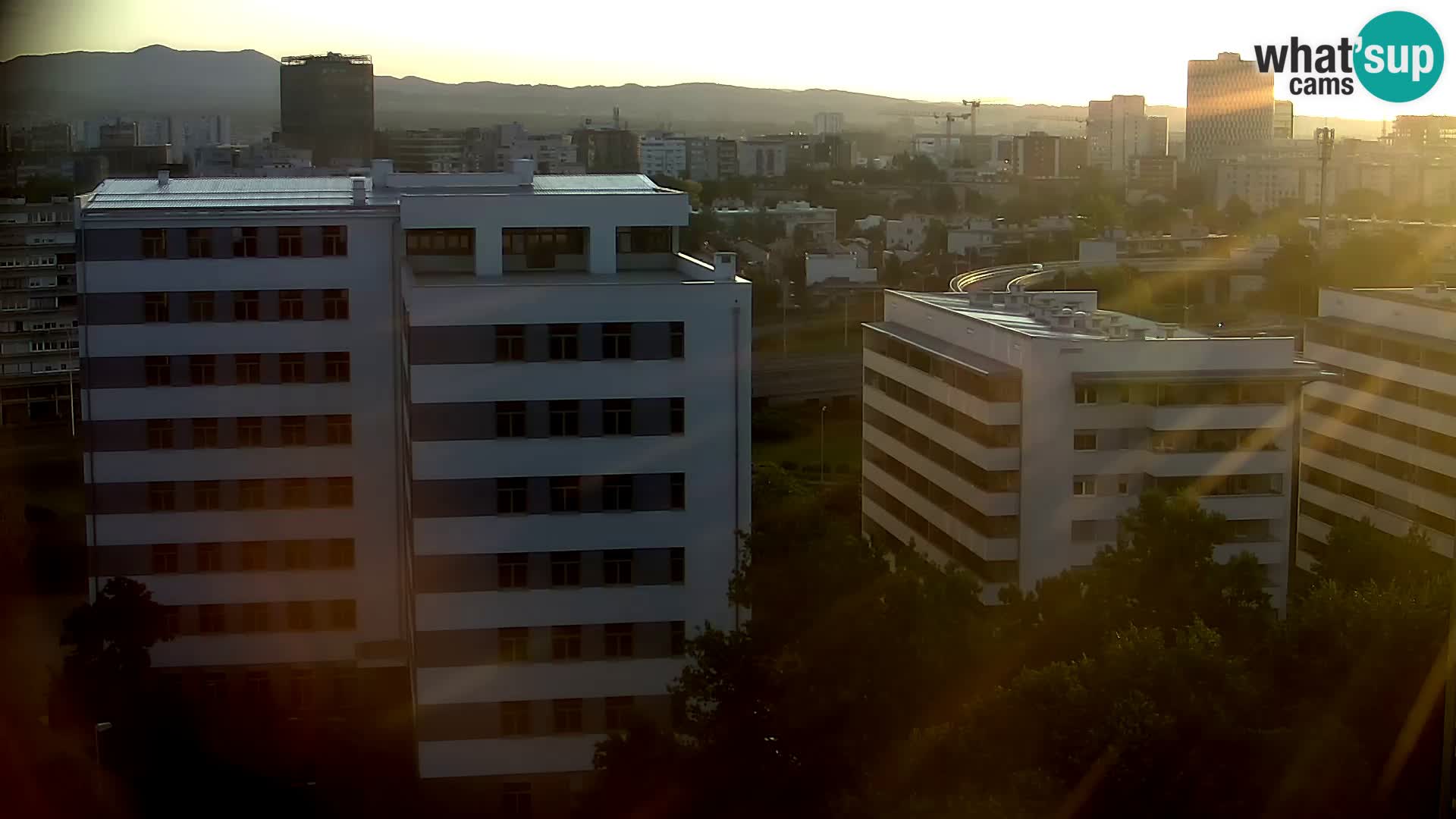 Live Interchange of Slavonska Avenue and Marin Držić Avenue in Zagreb webcam