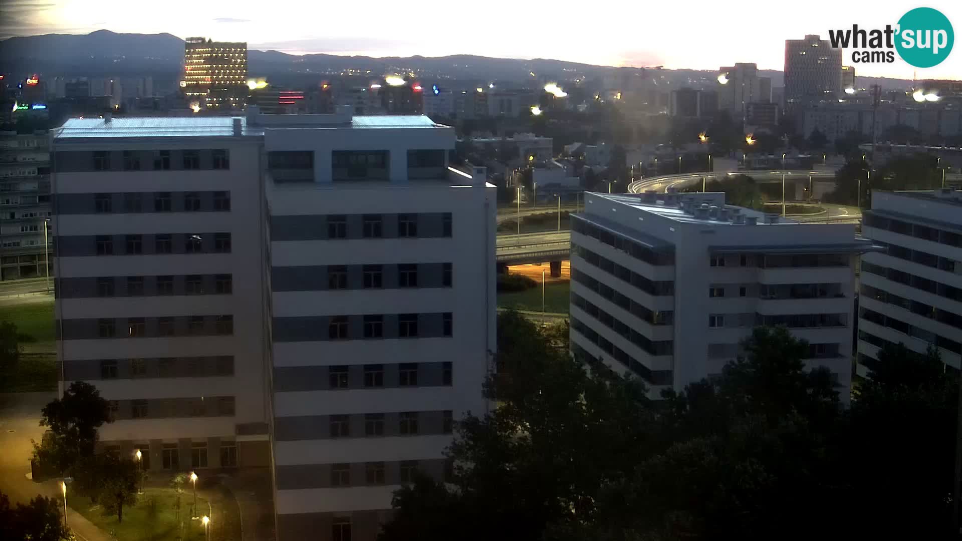 Live Interchange of Slavonska Avenue and Marin Držić Avenue in Zagreb webcam
