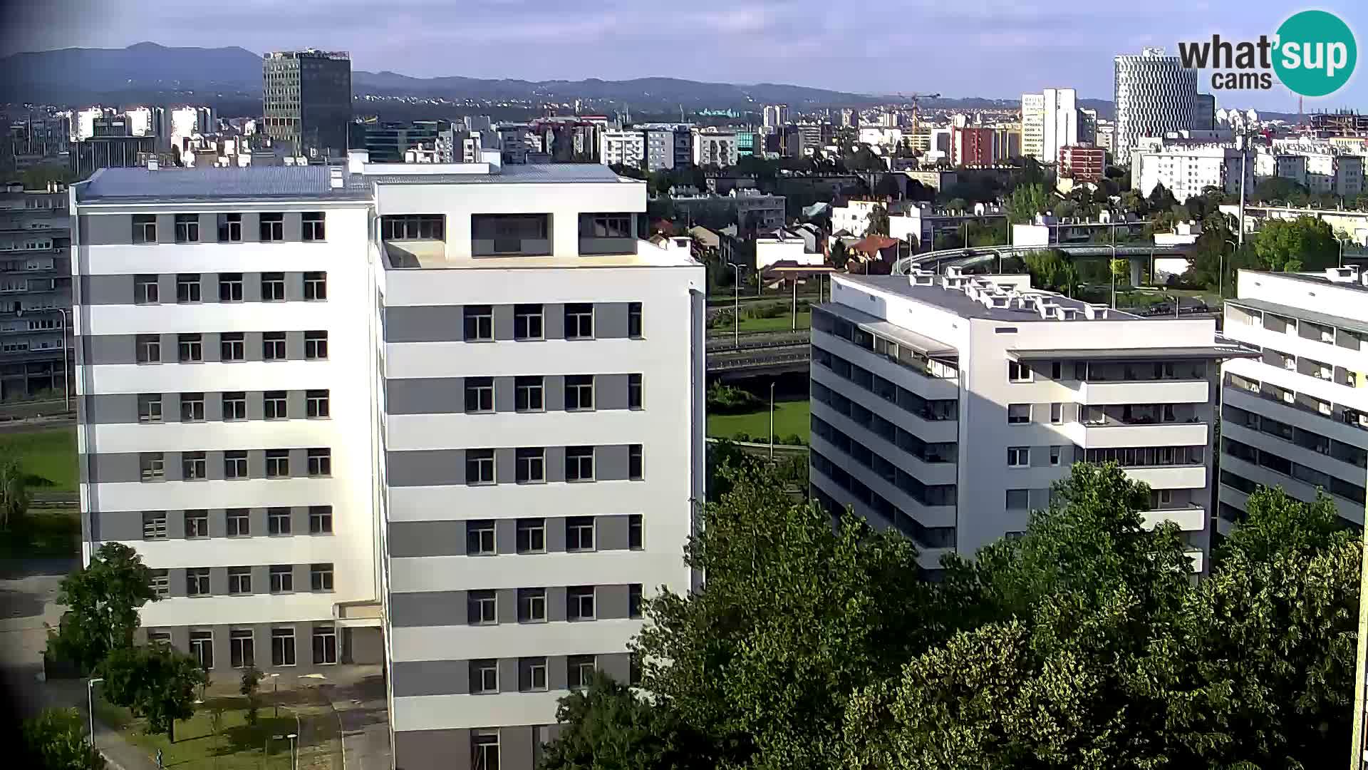 Live Interchange of Slavonska Avenue and Marin Držić Avenue in Zagreb webcam