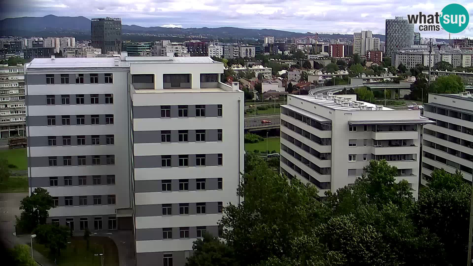Rotatoria e incrocio viale Slavonska e Marin Držić  – webcam di Zagabria