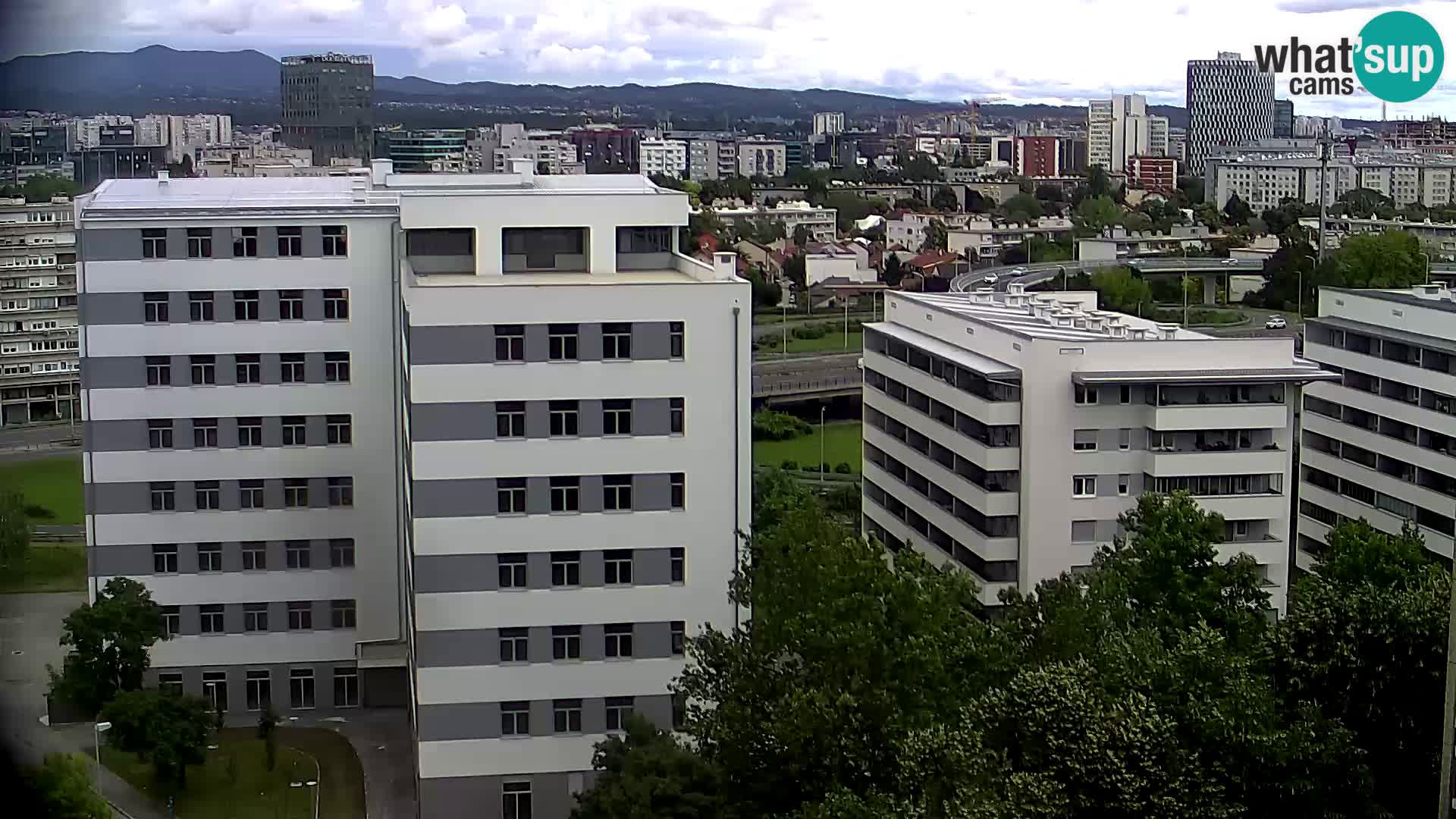 Rotatoria e incrocio viale Slavonska e Marin Držić  – webcam di Zagabria