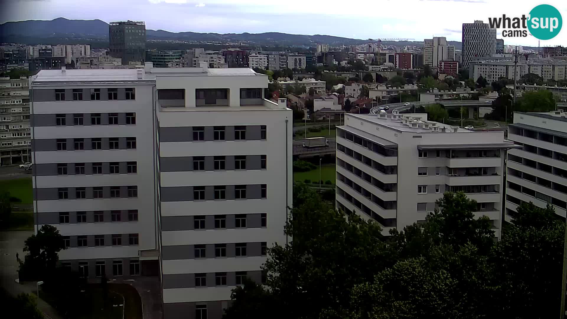 Live Interchange of Slavonska Avenue and Marin Držić Avenue in Zagreb webcam