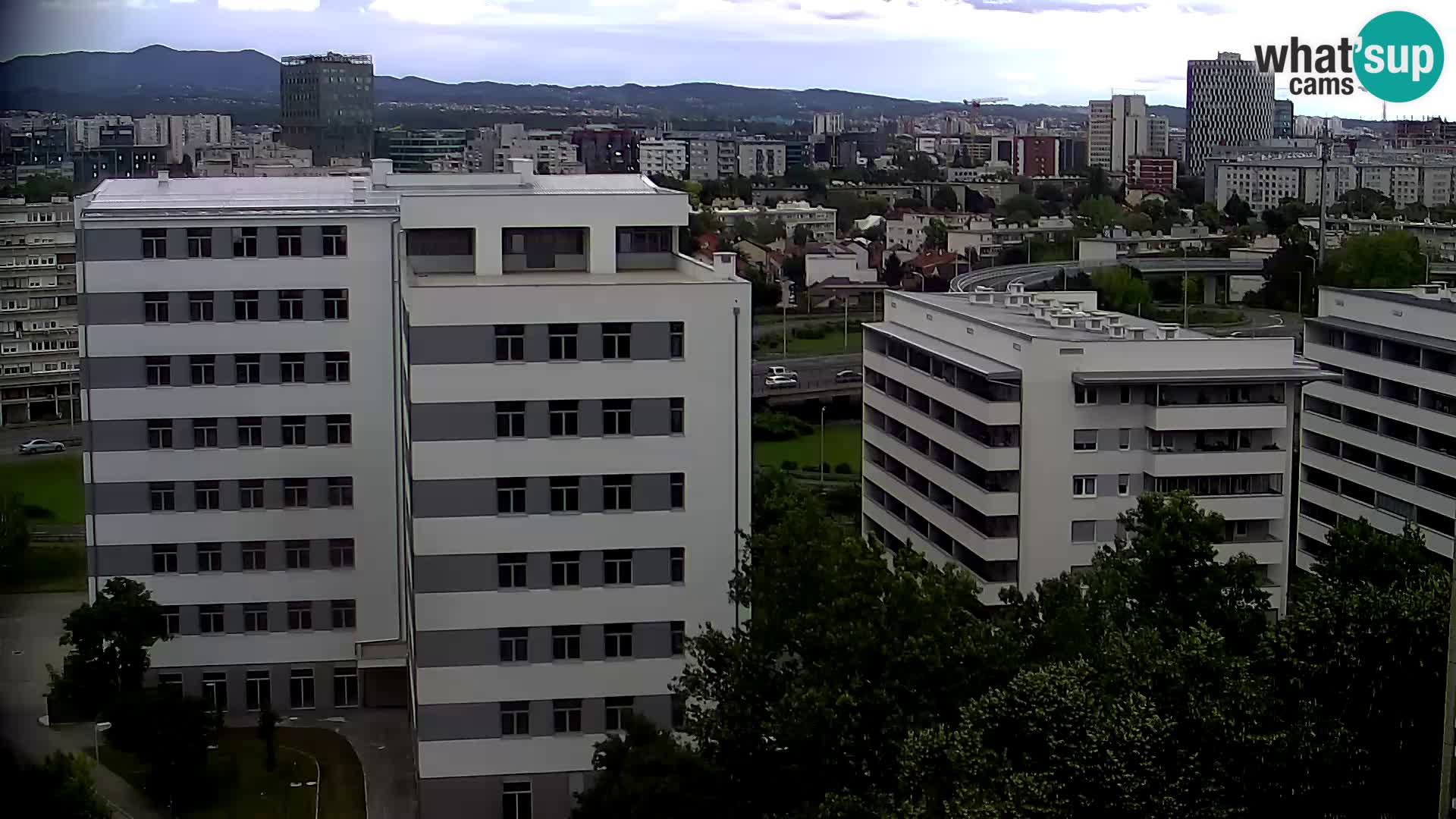 Web kamera Petlja Slavonska – Držićeva – Zagreb Live