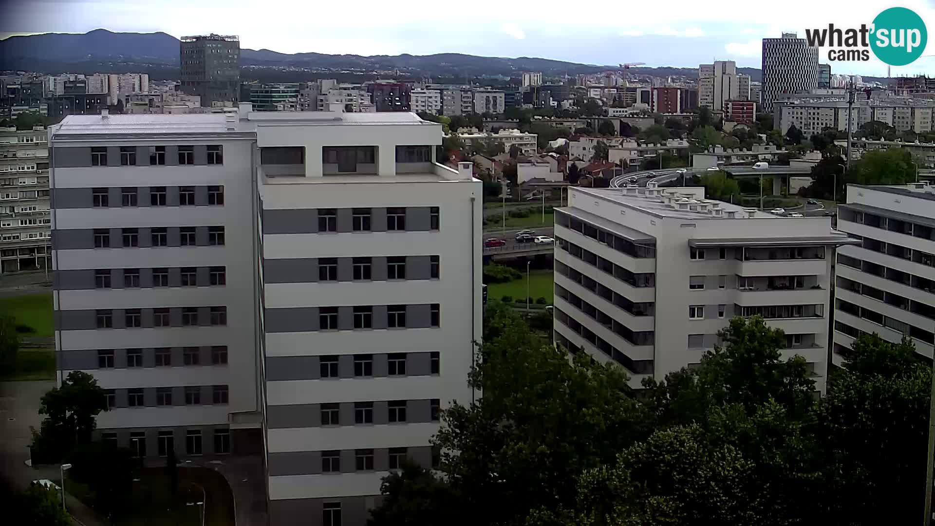 Krožišče Slavonske in Marin Držićeve ulice v Zagrebu v živo