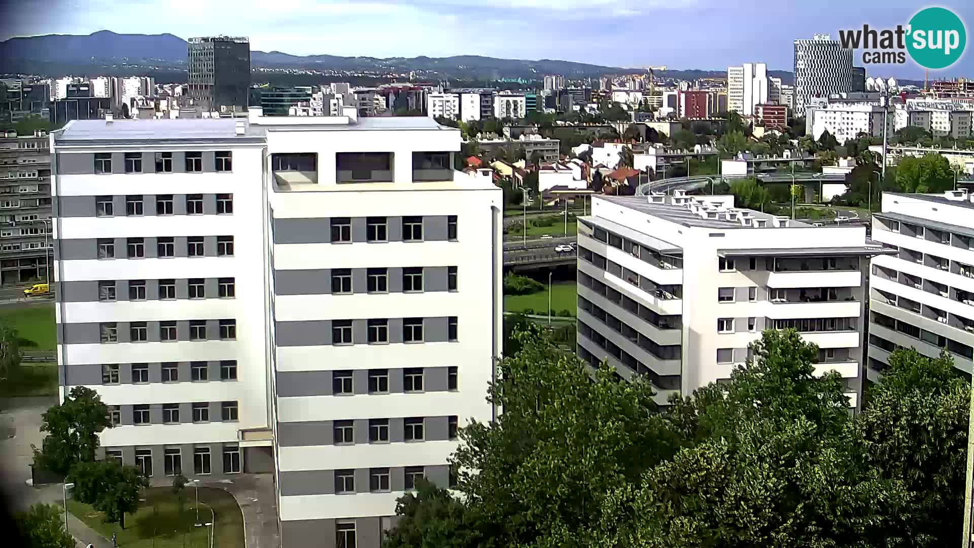 Live Interchange of Slavonska Avenue and Marin Držić Avenue in Zagreb webcam