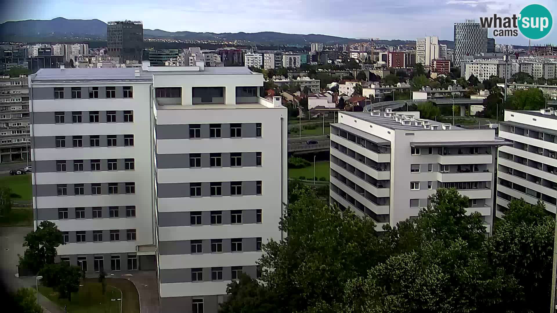 Krožišče Slavonske in Marin Držićeve ulice v Zagrebu v živo