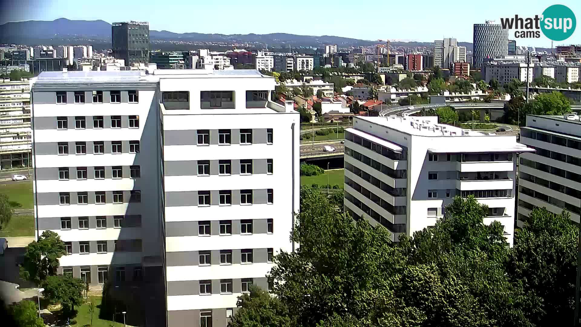 Live Interchange of Slavonska Avenue and Marin Držić Avenue in Zagreb webcam
