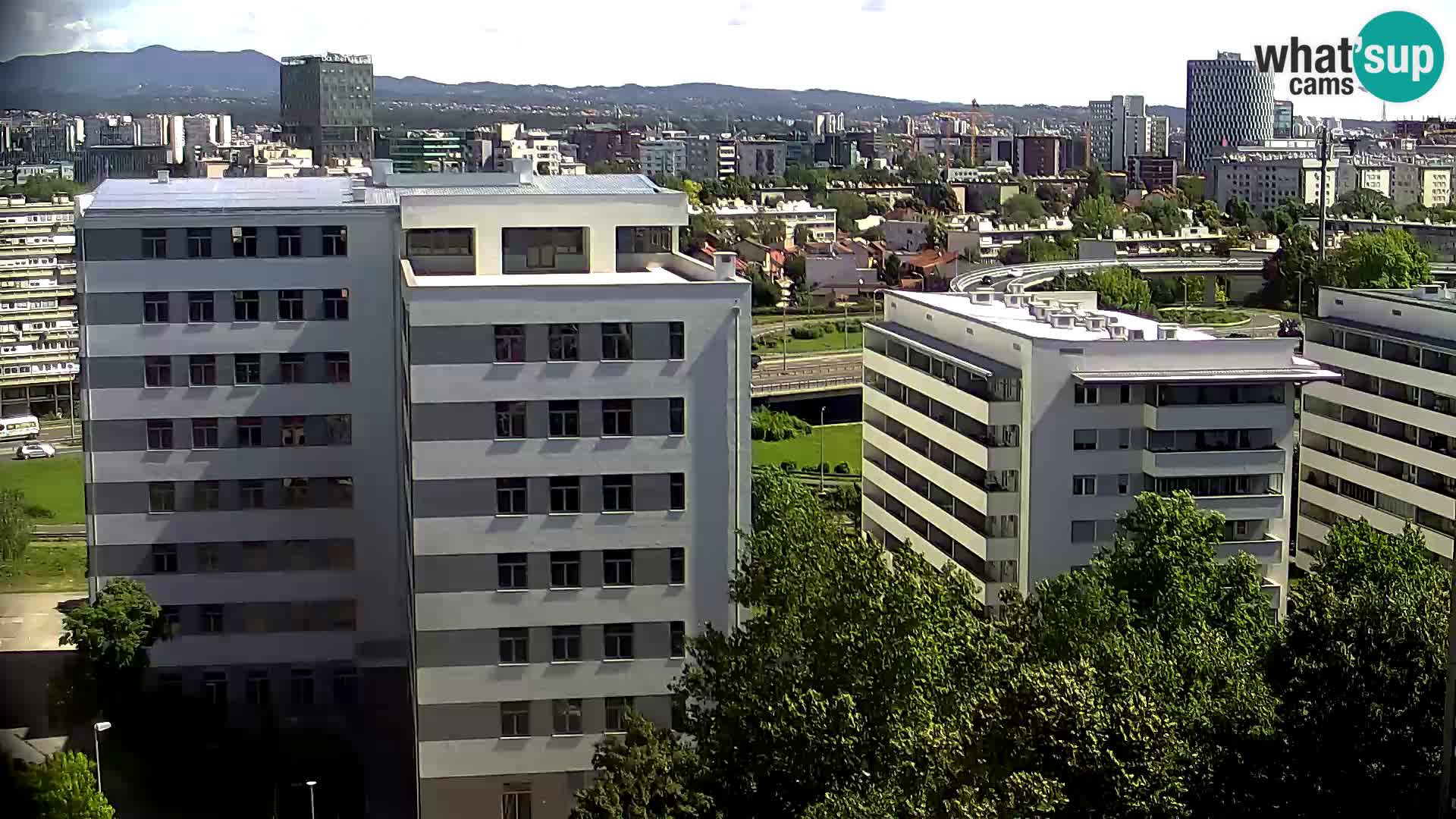 Krožišče Slavonske in Marin Držićeve ulice v Zagrebu v živo