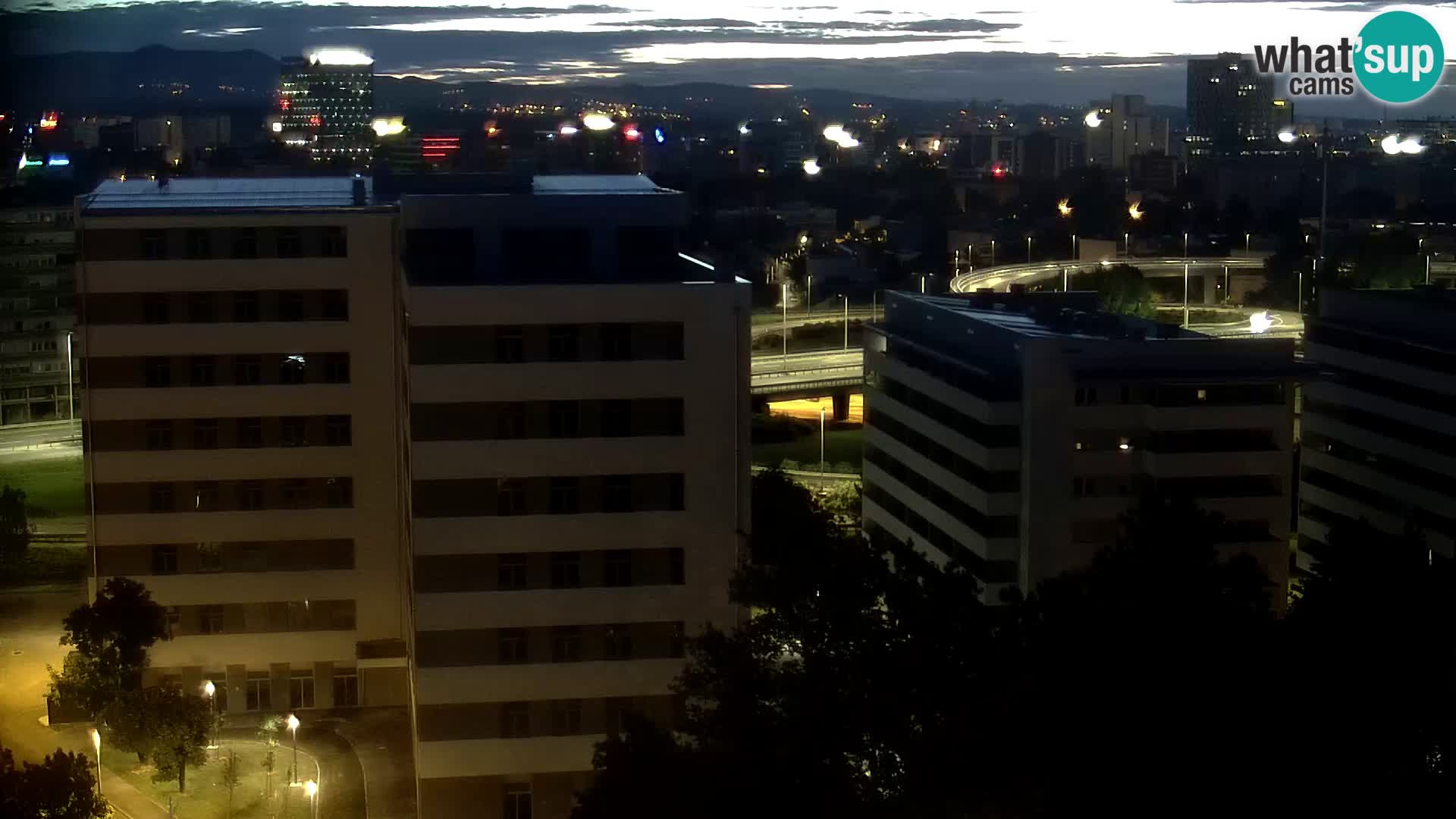 Rotatoria e incrocio viale Slavonska e Marin Držić  – webcam di Zagabria