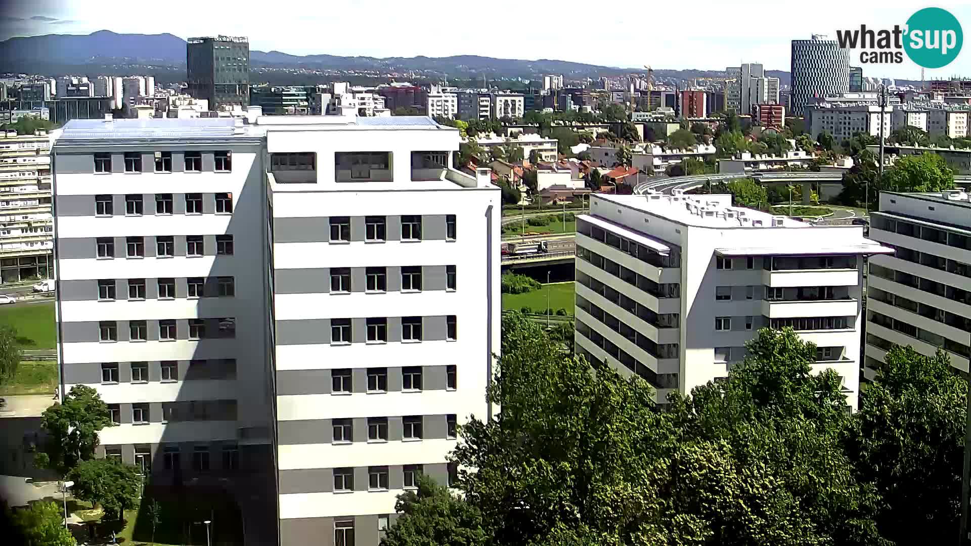 Web kamera Petlja Slavonska – Držićeva  – Zagreb Live