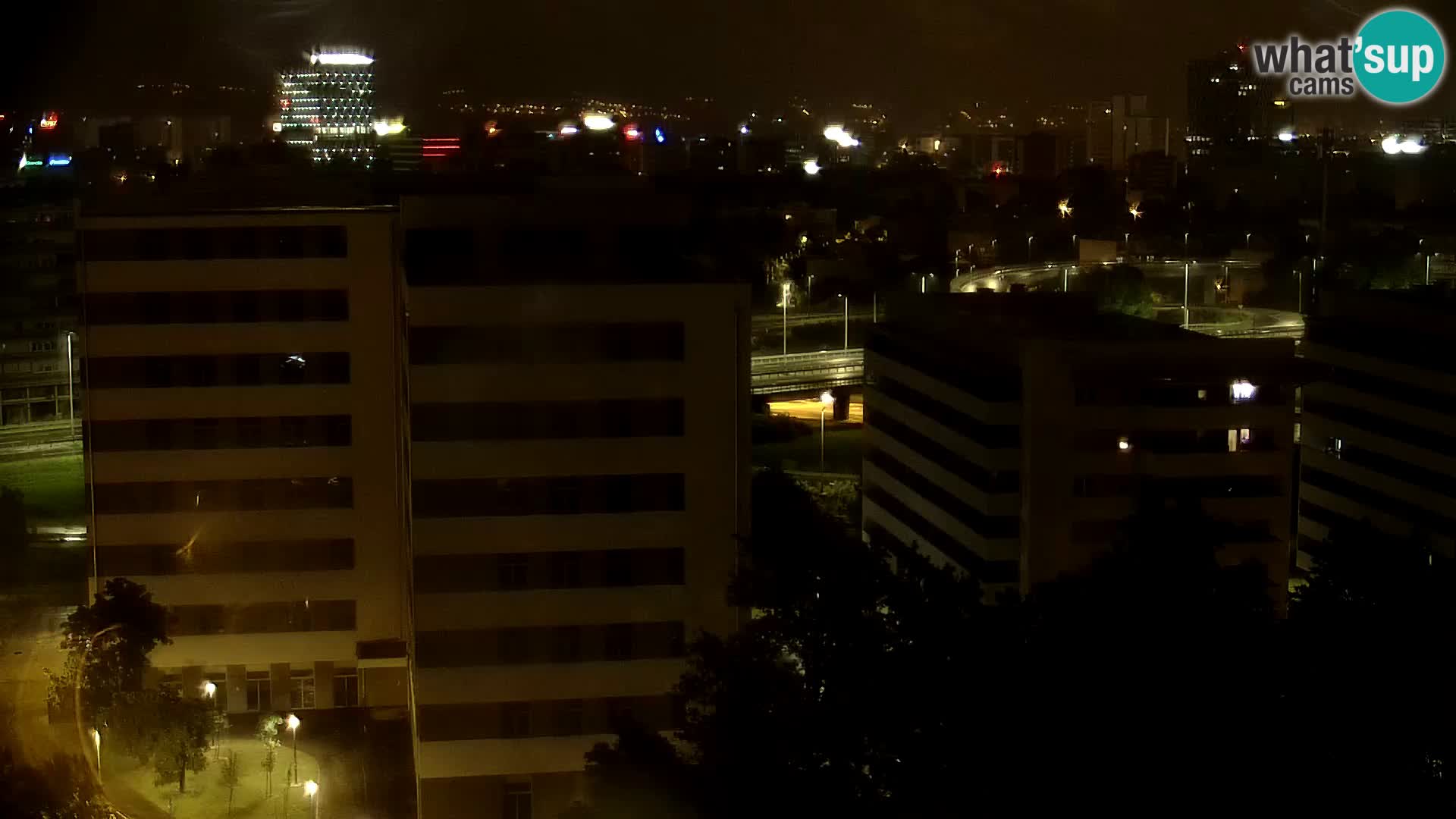 Krožišče Slavonske in Marin Držićeve ulice v Zagrebu v živo