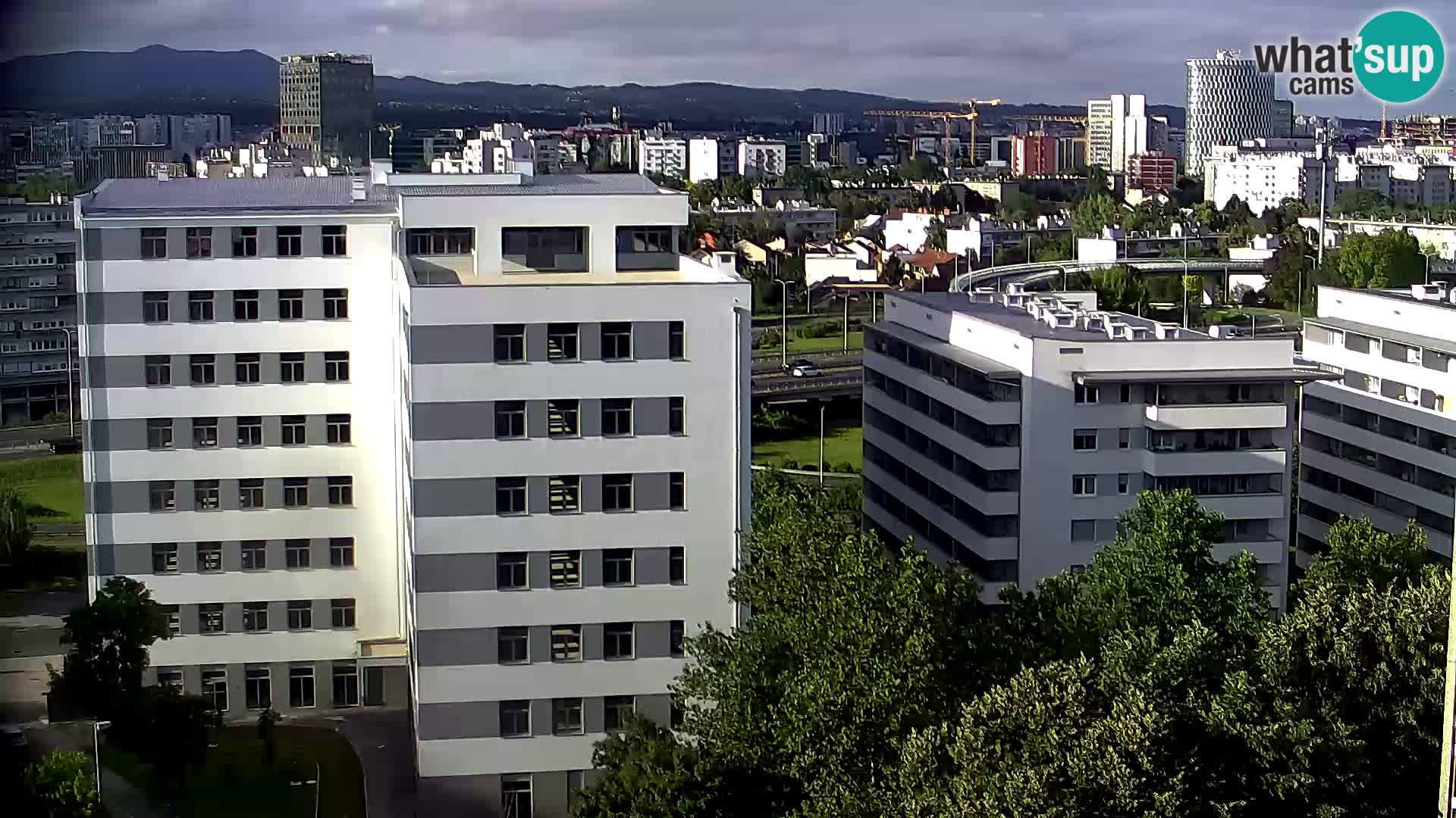 Live Interchange of Slavonska Avenue and Marin Držić Avenue in Zagreb webcam