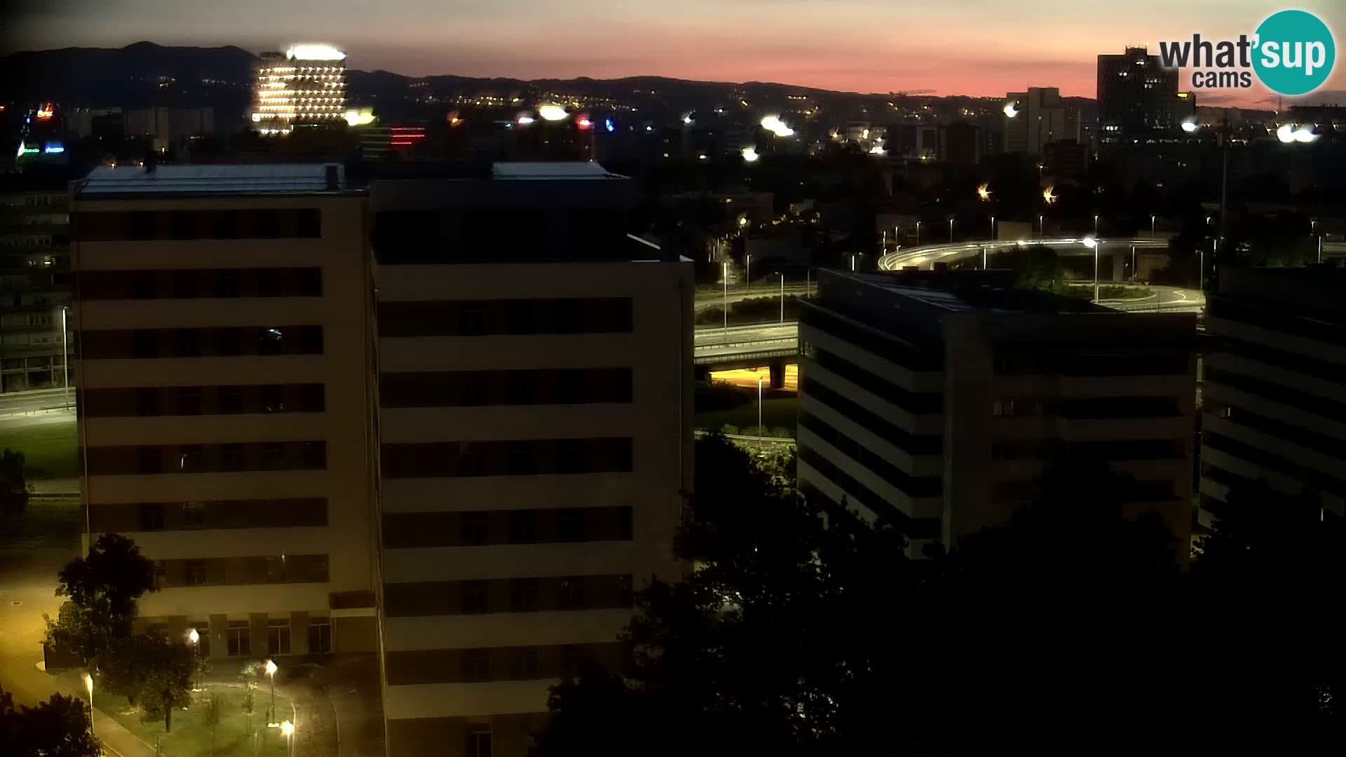Live Interchange of Slavonska Avenue and Marin Držić Avenue in Zagreb webcam