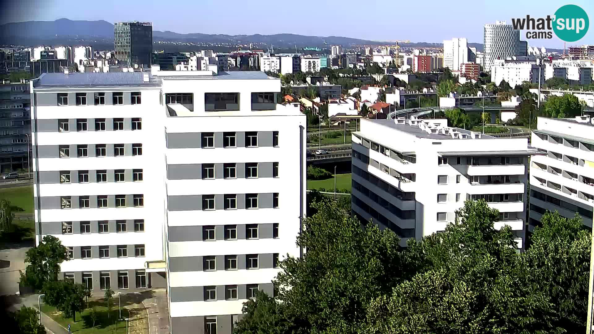 Live Interchange of Slavonska Avenue and Marin Držić Avenue in Zagreb webcam