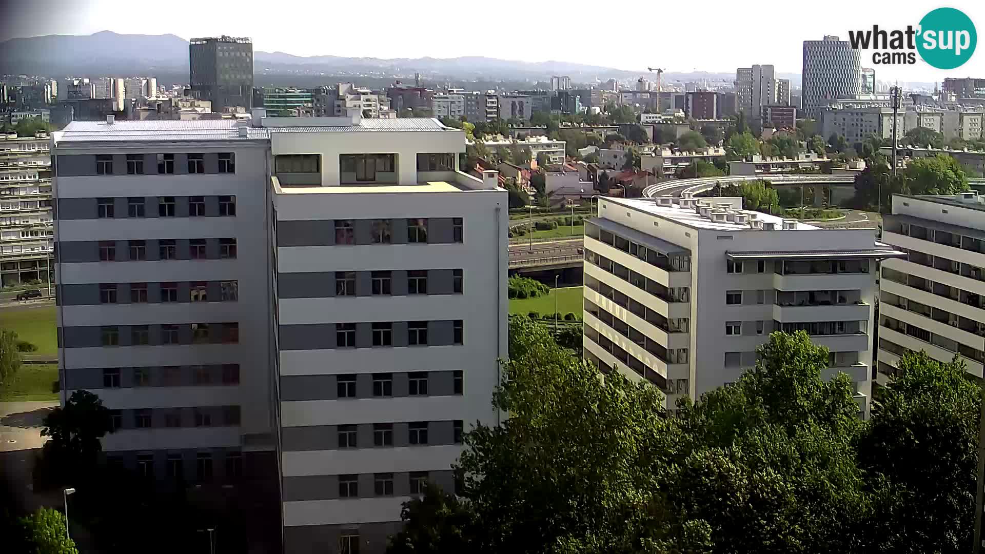 Krožišče Slavonske in Marin Držićeve ulice v Zagrebu v živo