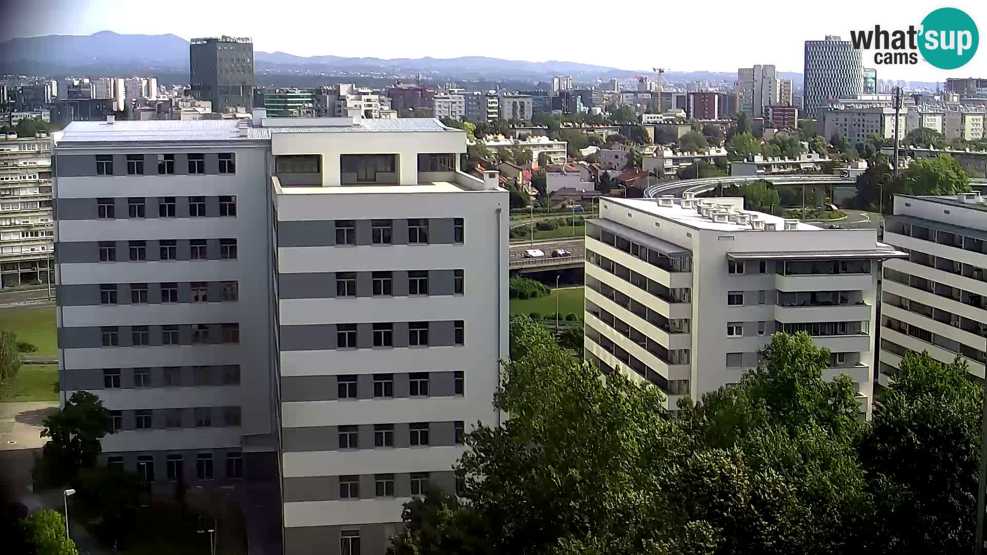 Rotatoria e incrocio viale Slavonska e Marin Držić  – webcam di Zagabria