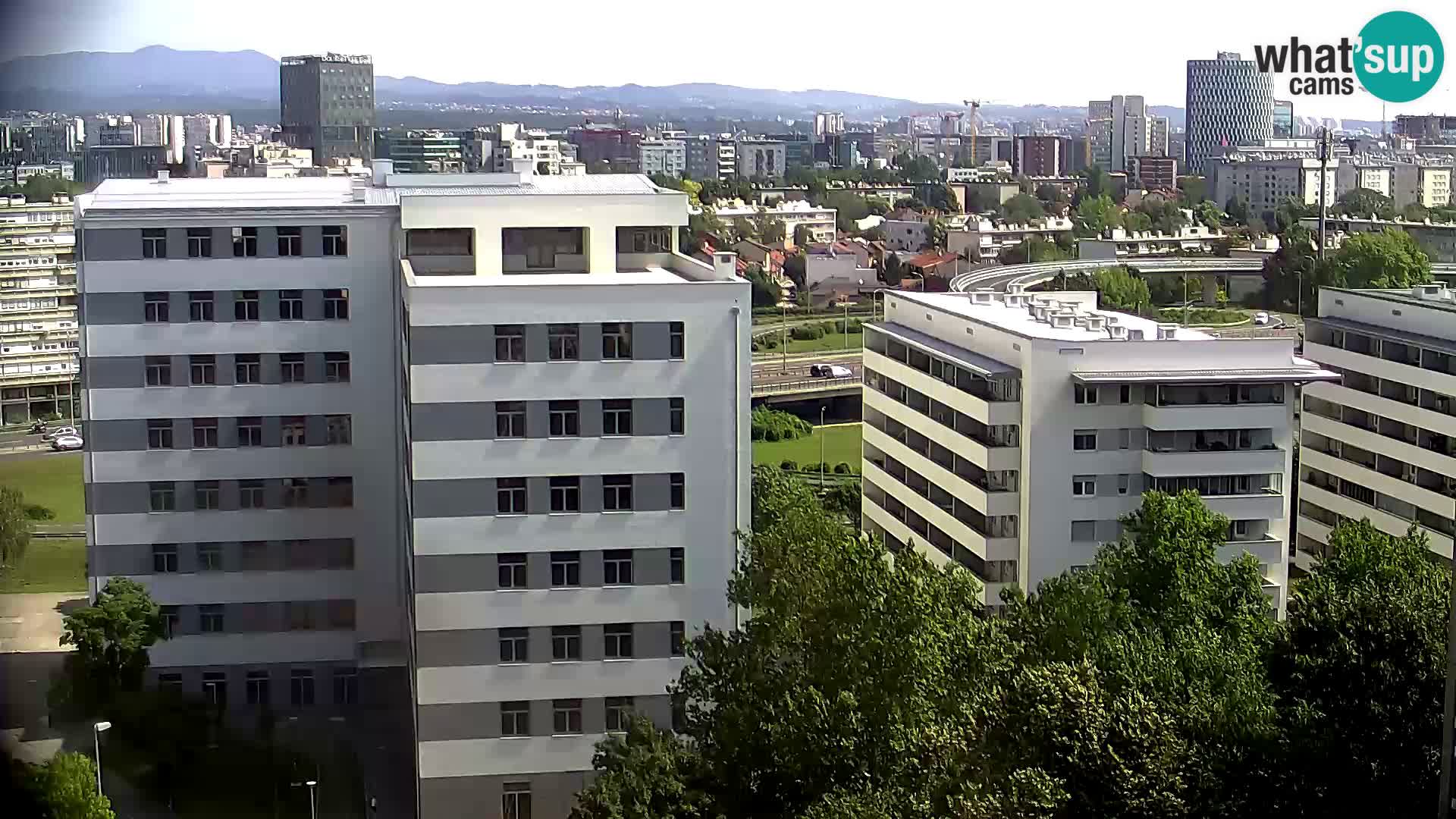 Live Interchange of Slavonska Avenue and Marin Držić Avenue in Zagreb webcam