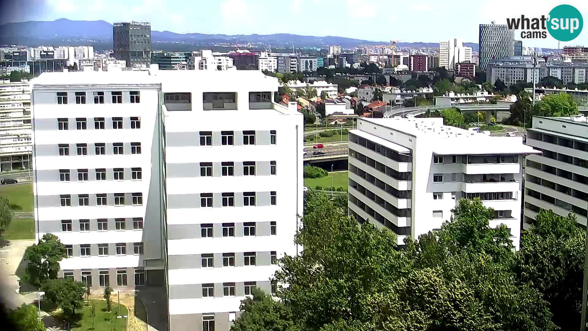 Krožišče Slavonske in Marin Držićeve ulice v Zagrebu v živo