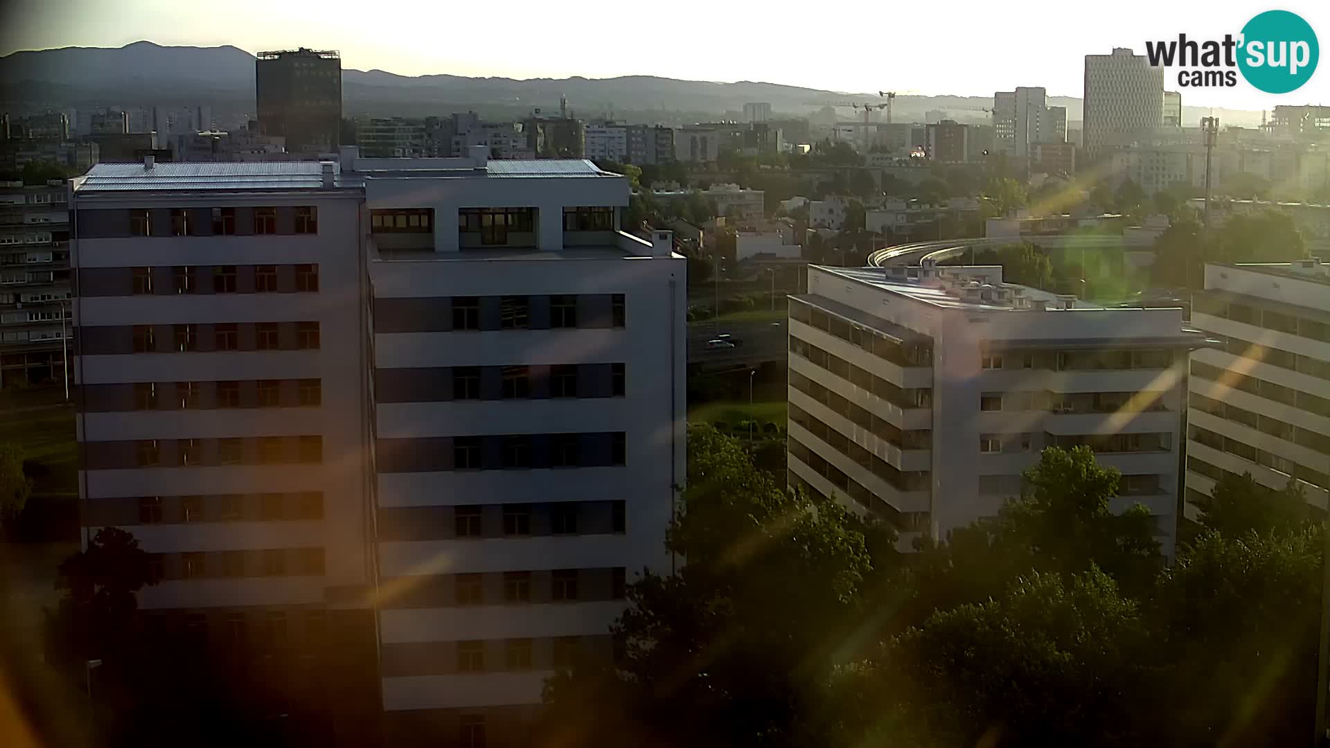 Live Interchange of Slavonska Avenue and Marin Držić Avenue in Zagreb webcam
