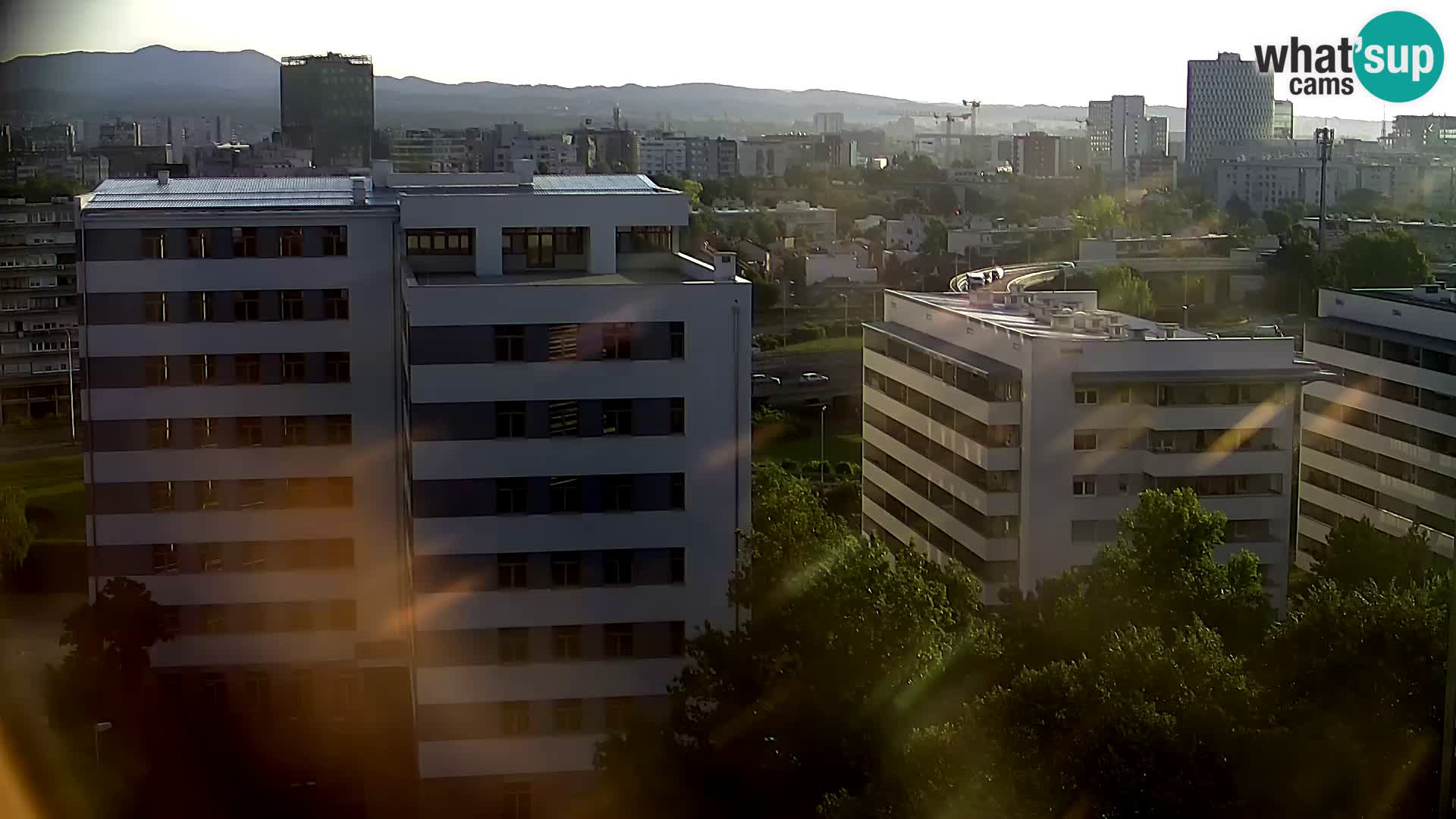 Live Interchange of Slavonska Avenue and Marin Držić Avenue in Zagreb webcam