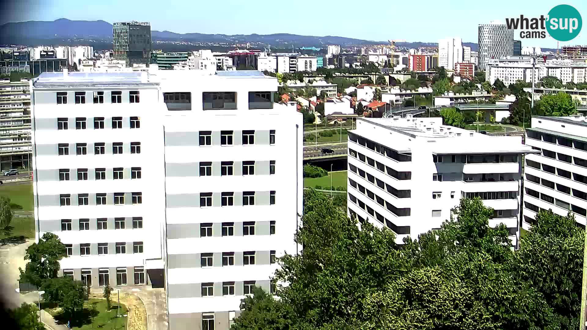 Live-Kreisverkehr Slavonska und Marin Držić Avenue zur Zagreb Webcam