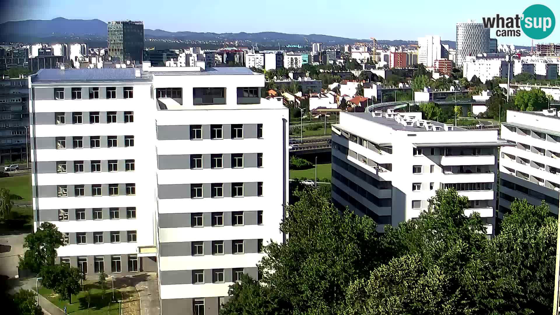Krožišče Slavonske in Marin Držićeve ulice v Zagrebu v živo