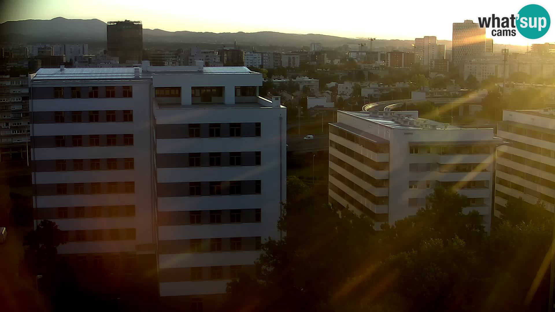 Live Interchange of Slavonska Avenue and Marin Držić Avenue in Zagreb webcam
