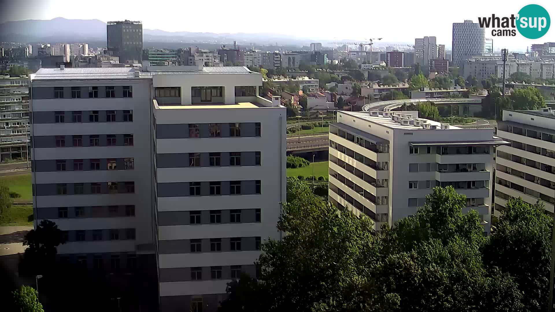 Live Interchange of Slavonska Avenue and Marin Držić Avenue in Zagreb webcam