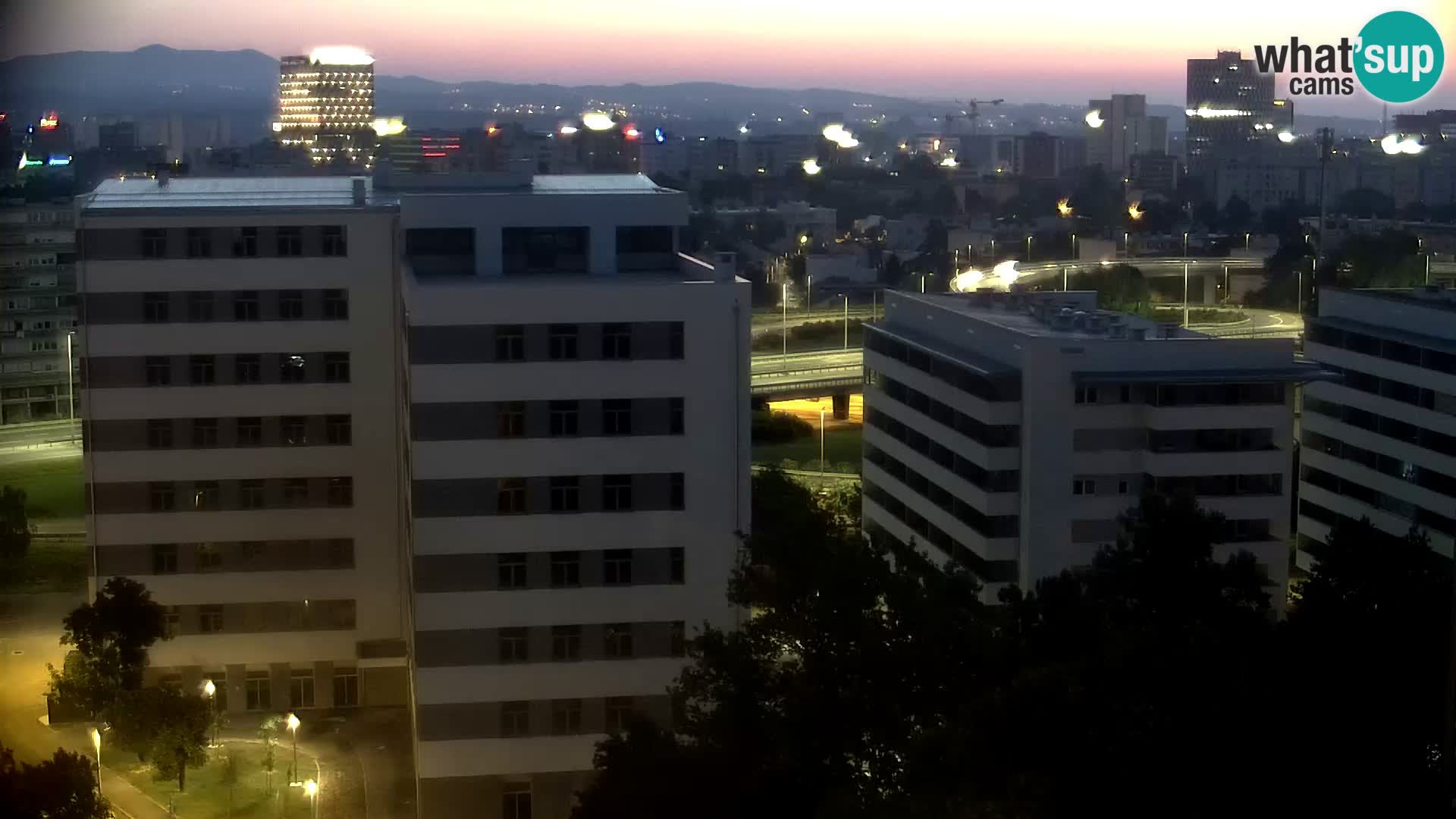 Rotatoria e incrocio viale Slavonska e Marin Držić  – webcam di Zagabria