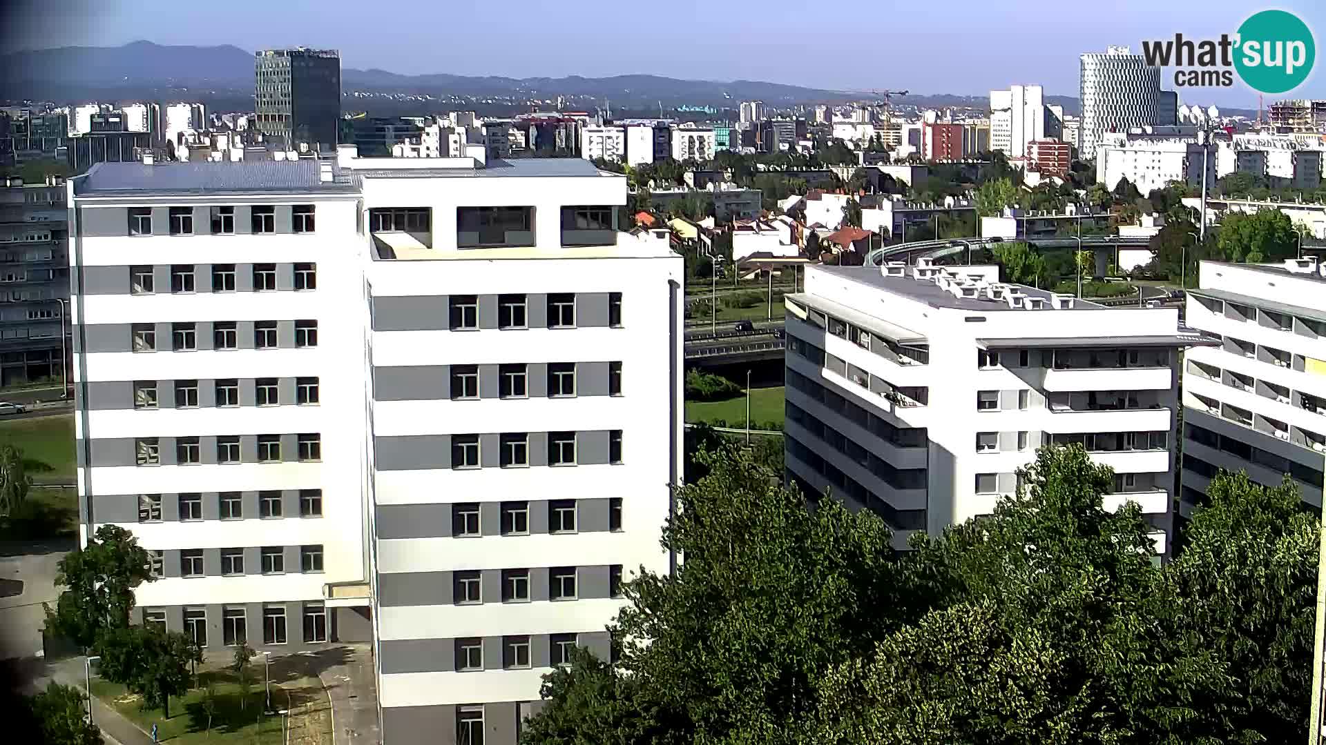 Live Interchange of Slavonska Avenue and Marin Držić Avenue in Zagreb webcam