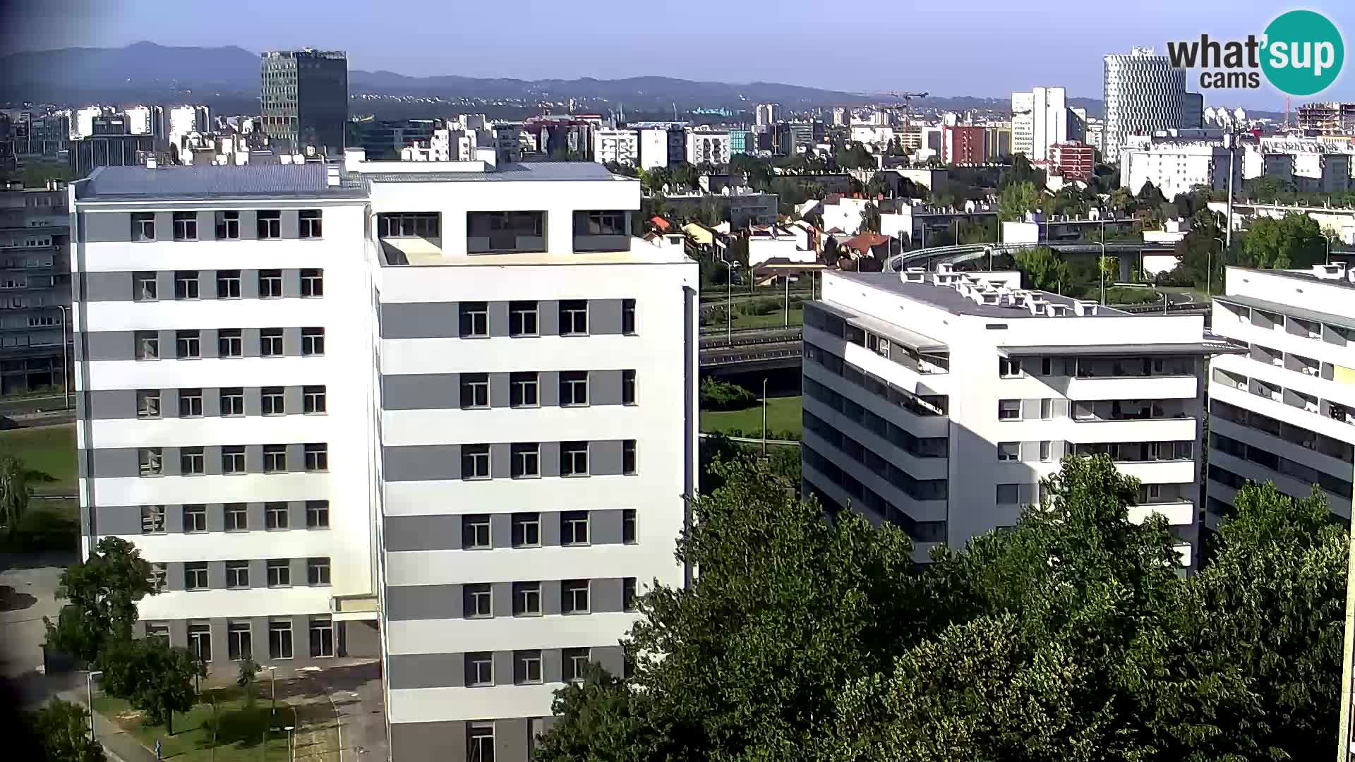 Krožišče Slavonske in Marin Držićeve ulice v Zagrebu v živo