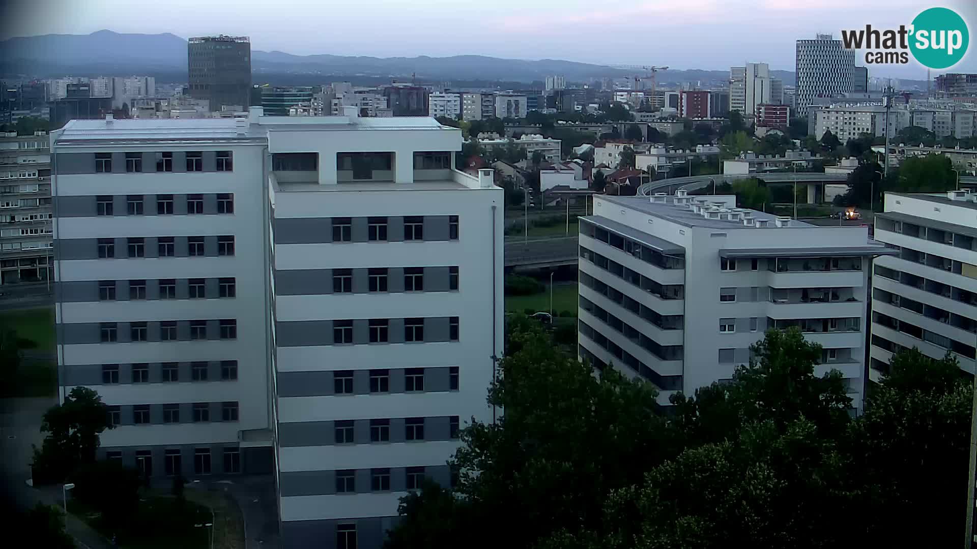 Krožišče Slavonske in Marin Držićeve ulice v Zagrebu v živo