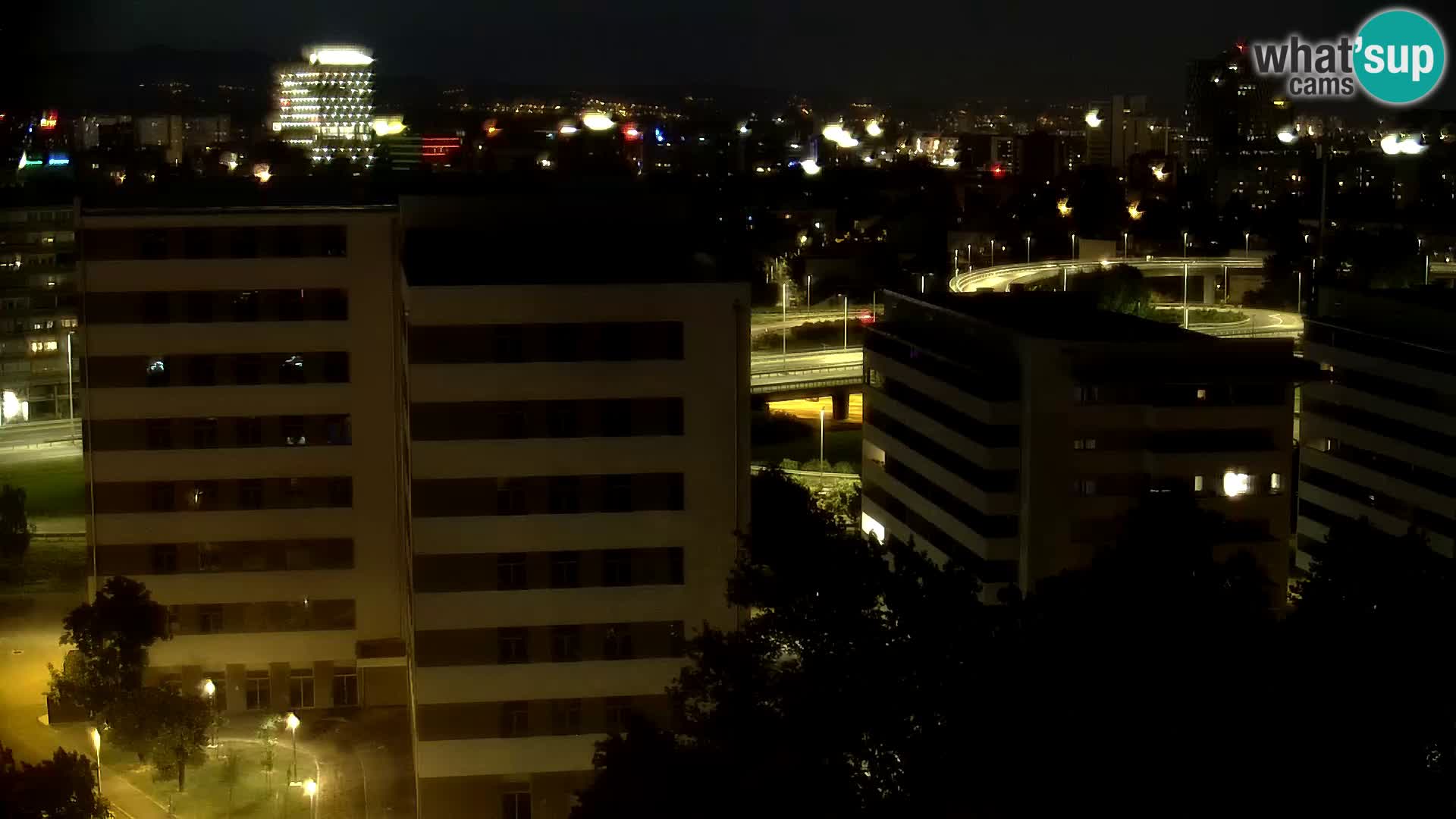 Krožišče Slavonske in Marin Držićeve ulice v Zagrebu v živo