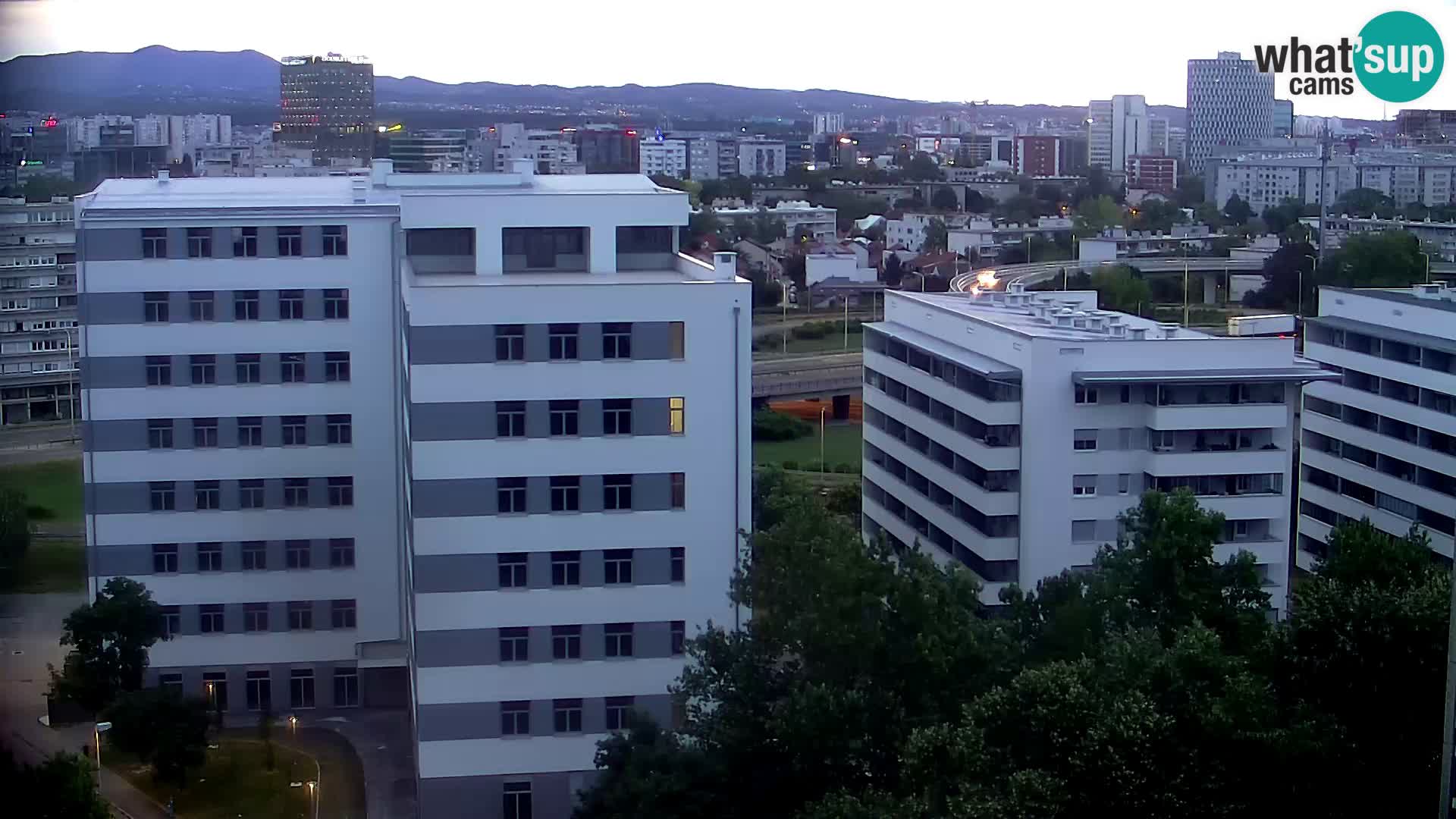 Rotatoria e incrocio viale Slavonska e Marin Držić  – webcam di Zagabria