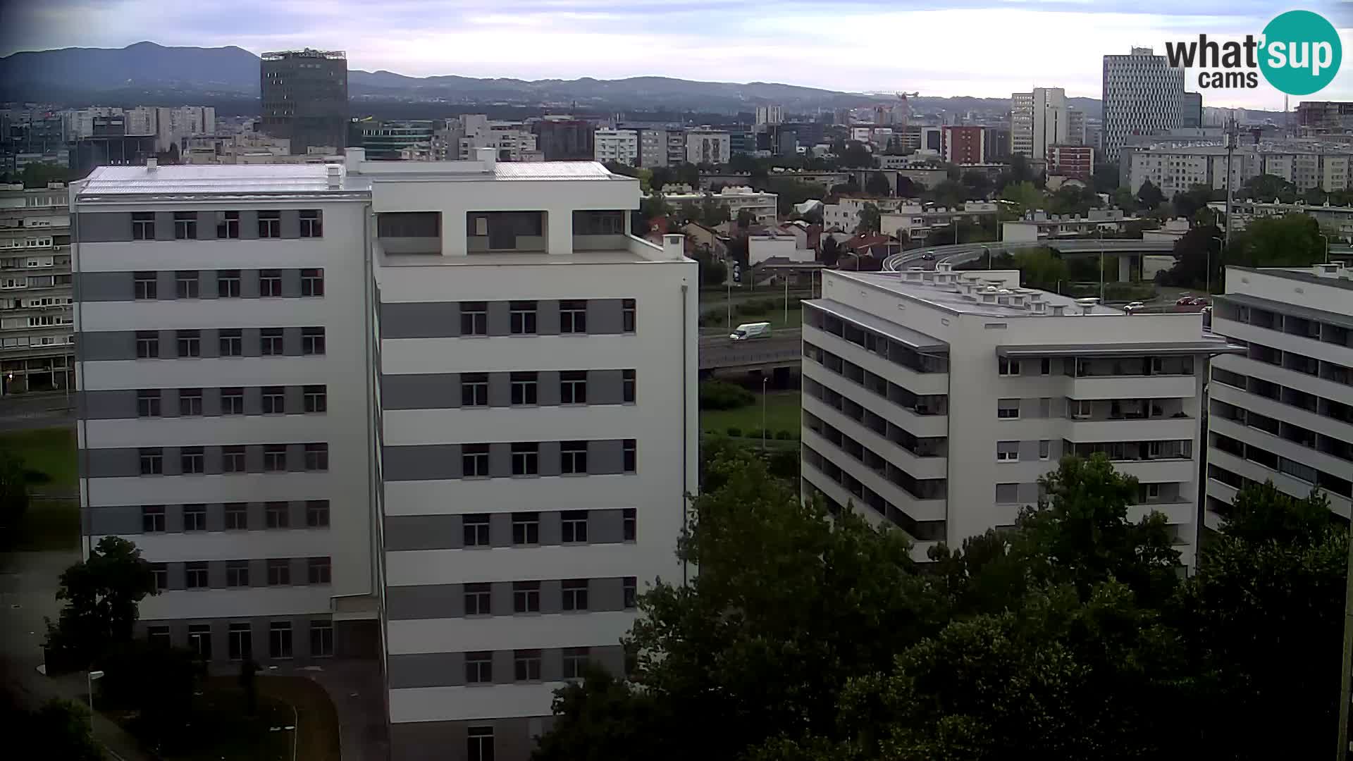 Live Interchange of Slavonska Avenue and Marin Držić Avenue in Zagreb webcam