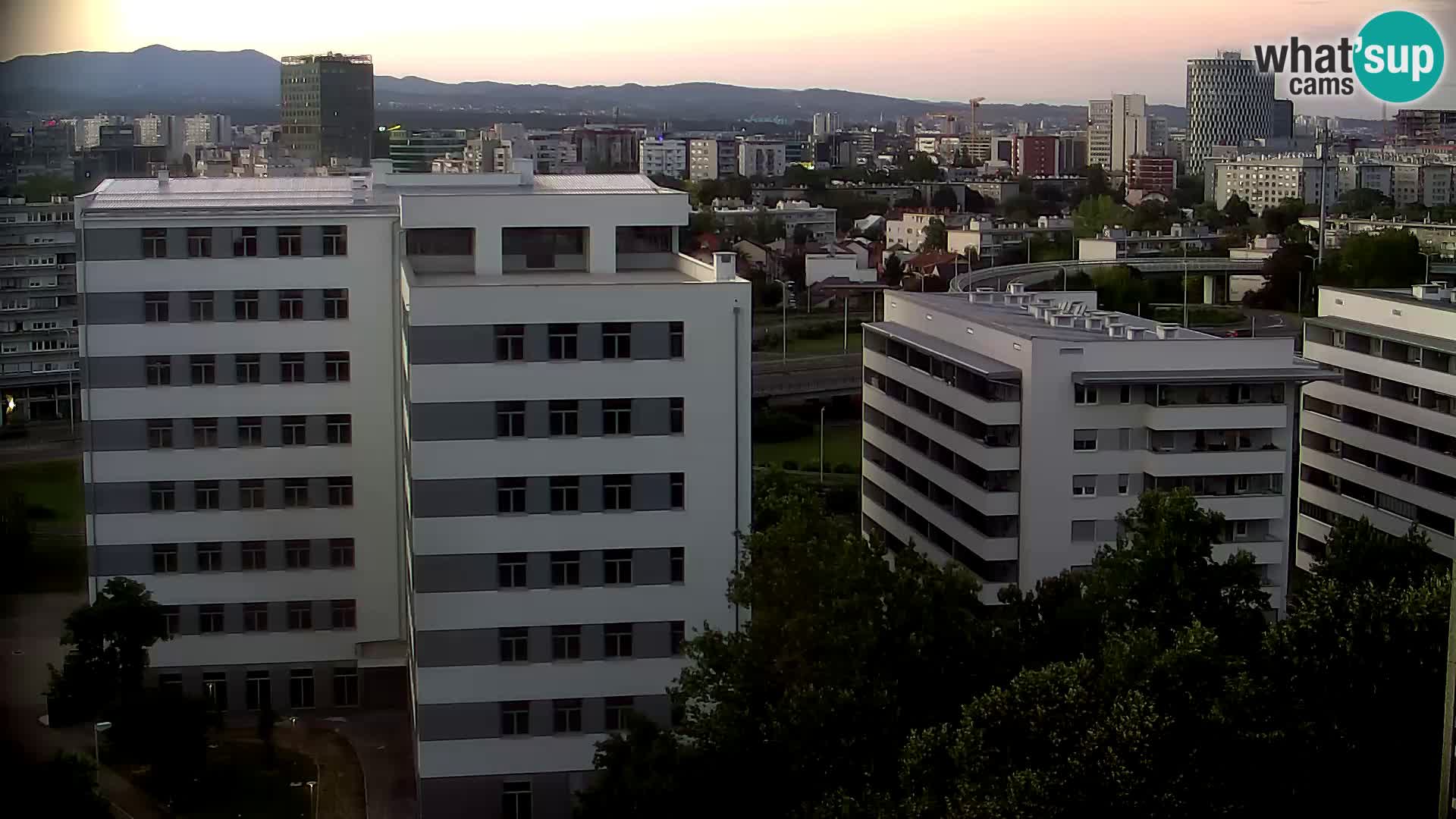 Live Interchange of Slavonska Avenue and Marin Držić Avenue in Zagreb webcam