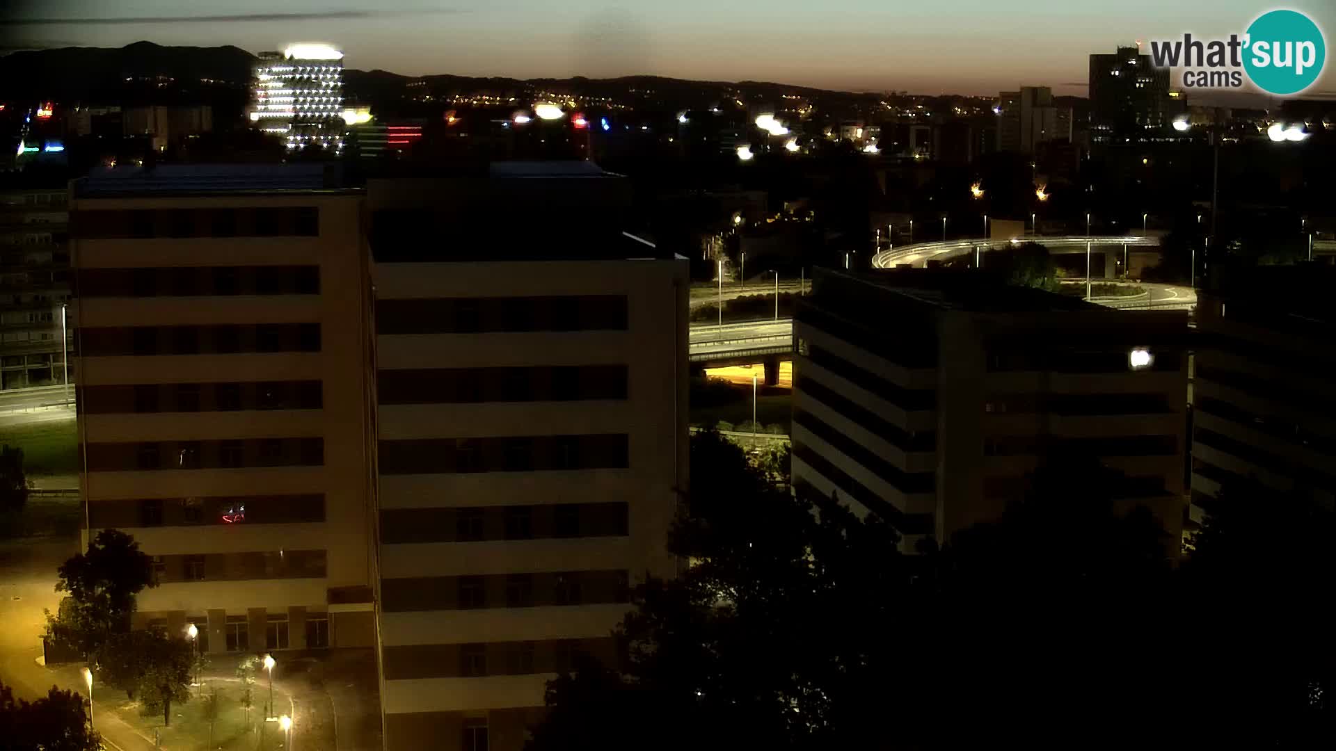 Live Interchange of Slavonska Avenue and Marin Držić Avenue in Zagreb webcam