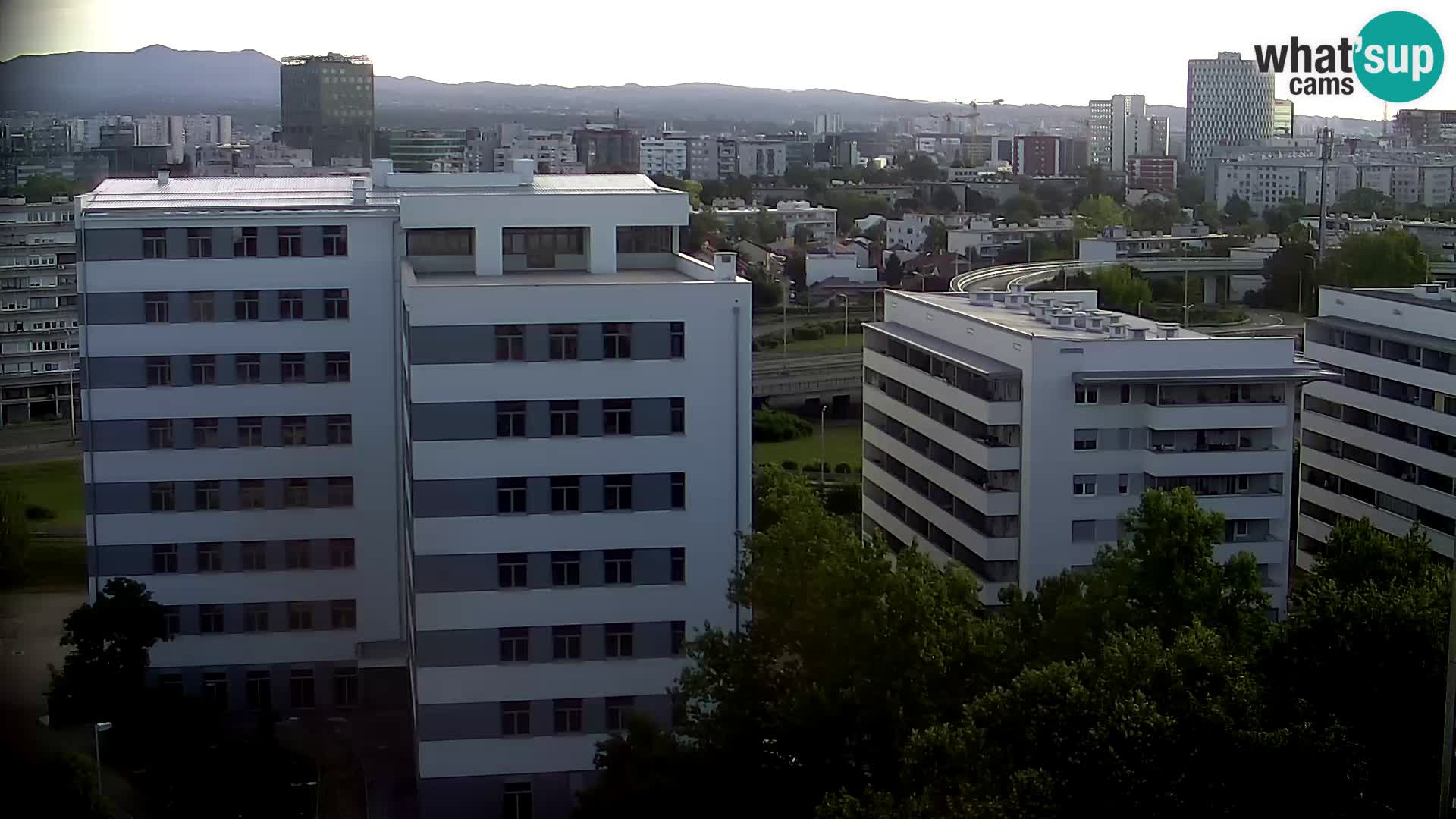 Live Interchange of Slavonska Avenue and Marin Držić Avenue in Zagreb webcam