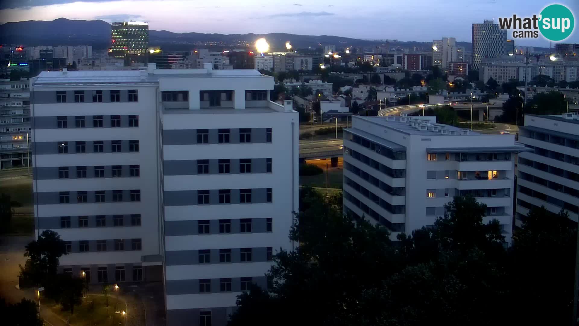 Live Interchange of Slavonska Avenue and Marin Držić Avenue in Zagreb webcam