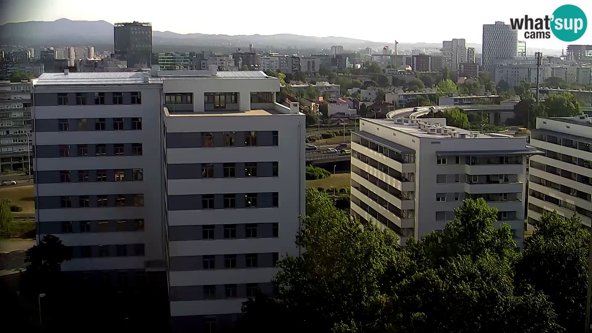 Live Interchange of Slavonska Avenue and Marin Držić Avenue in Zagreb webcam
