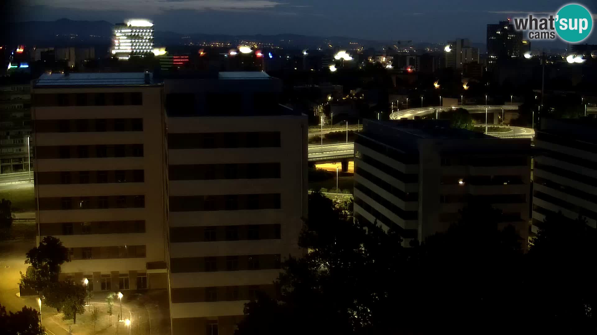 Live Interchange of Slavonska Avenue and Marin Držić Avenue in Zagreb webcam