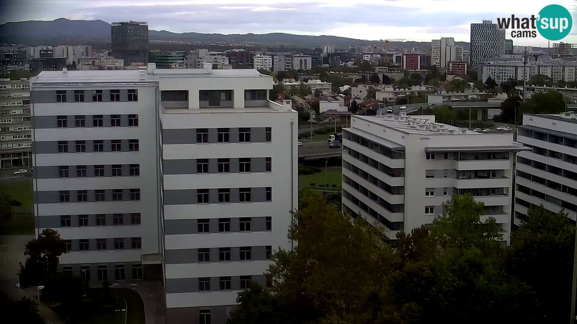 Krožišče Slavonske in Marin Držićeve ulice v Zagrebu v živo