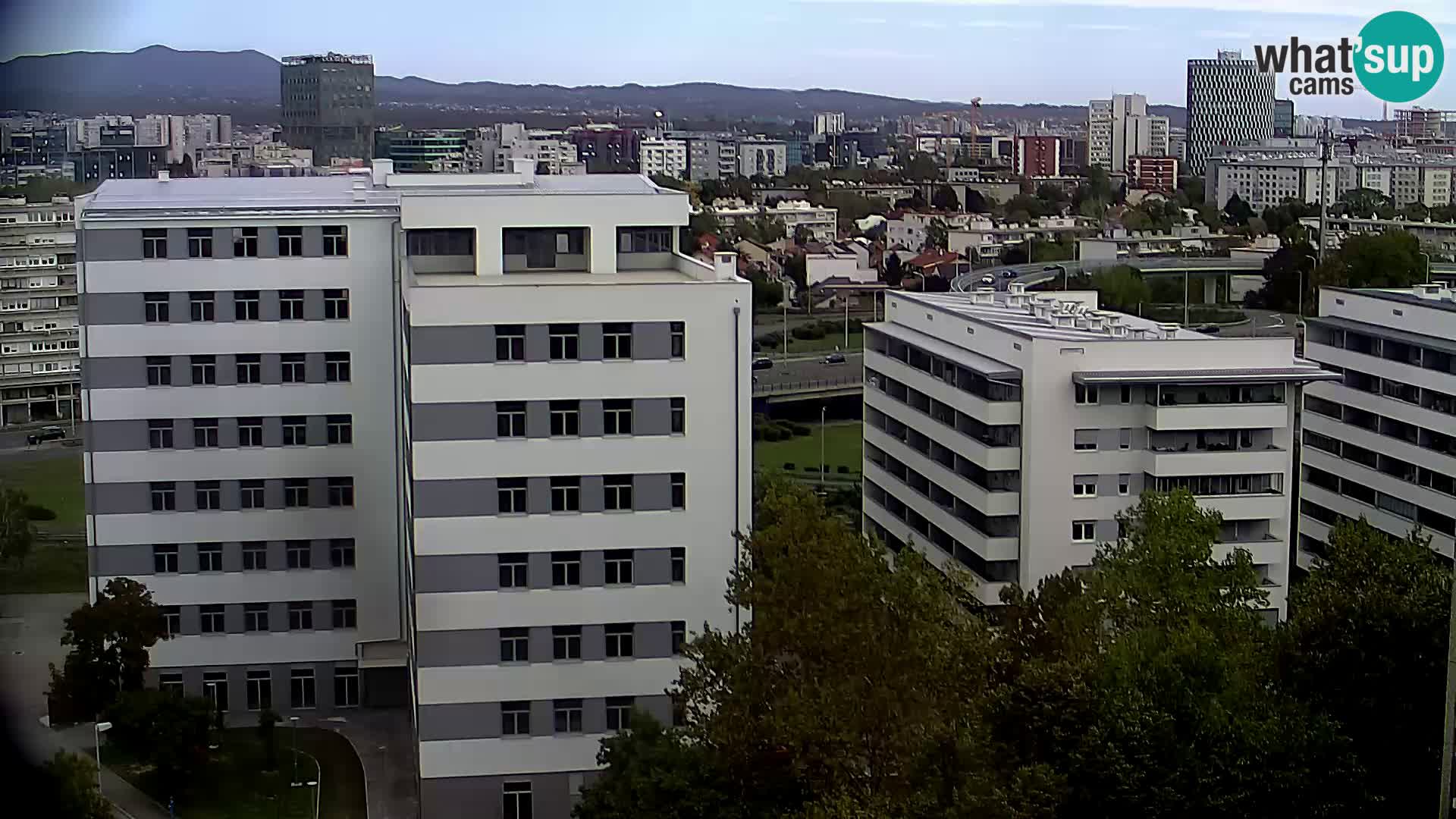 Live Interchange of Slavonska Avenue and Marin Držić Avenue in Zagreb webcam