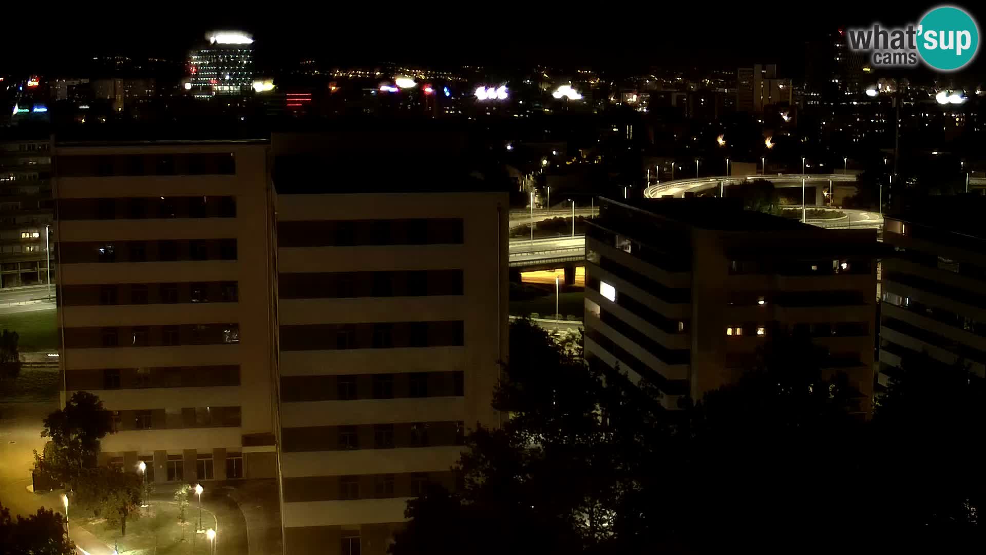 Krožišče Slavonske in Marin Držićeve ulice v Zagrebu v živo