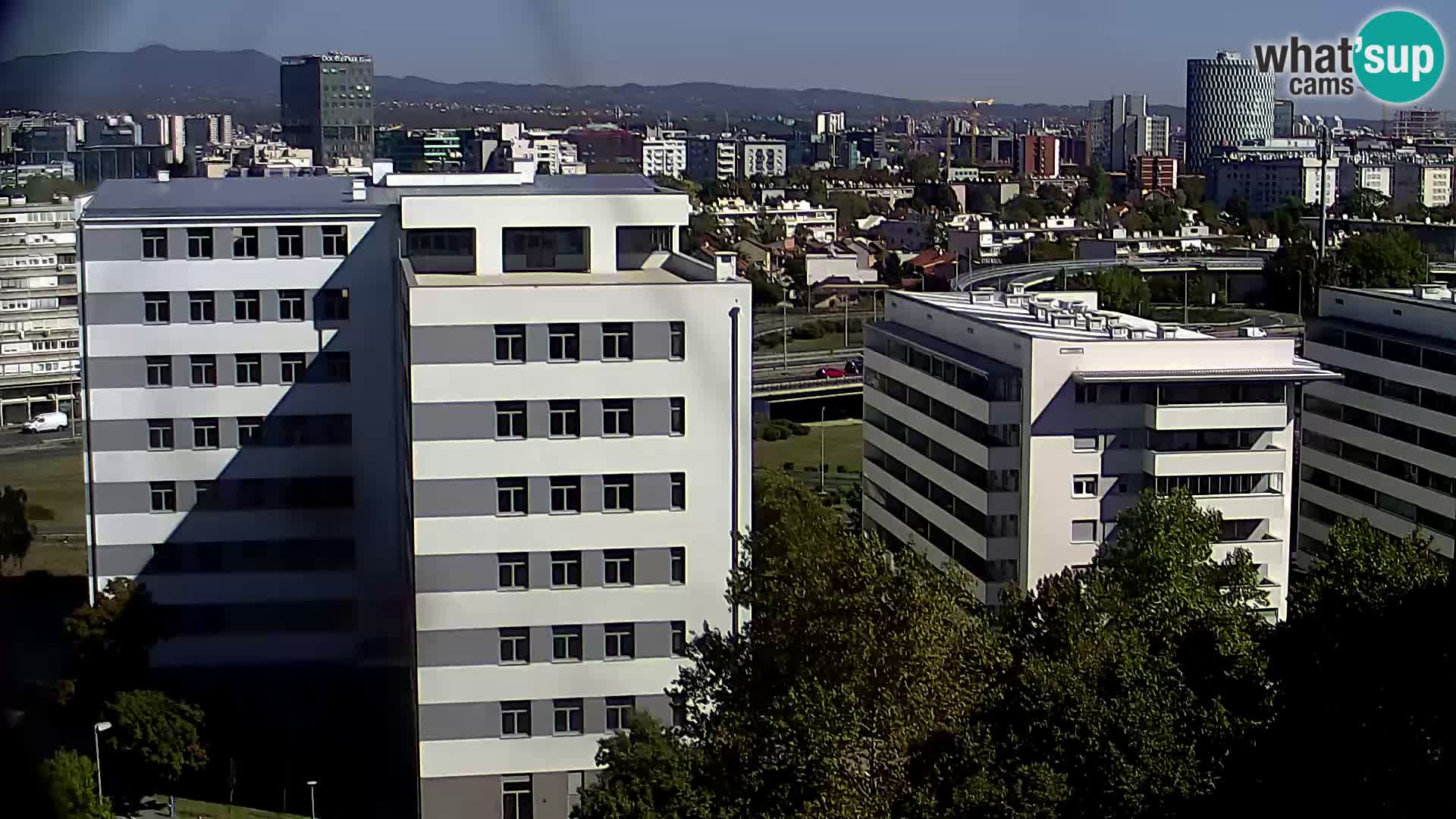 Live Interchange of Slavonska Avenue and Marin Držić Avenue in Zagreb webcam